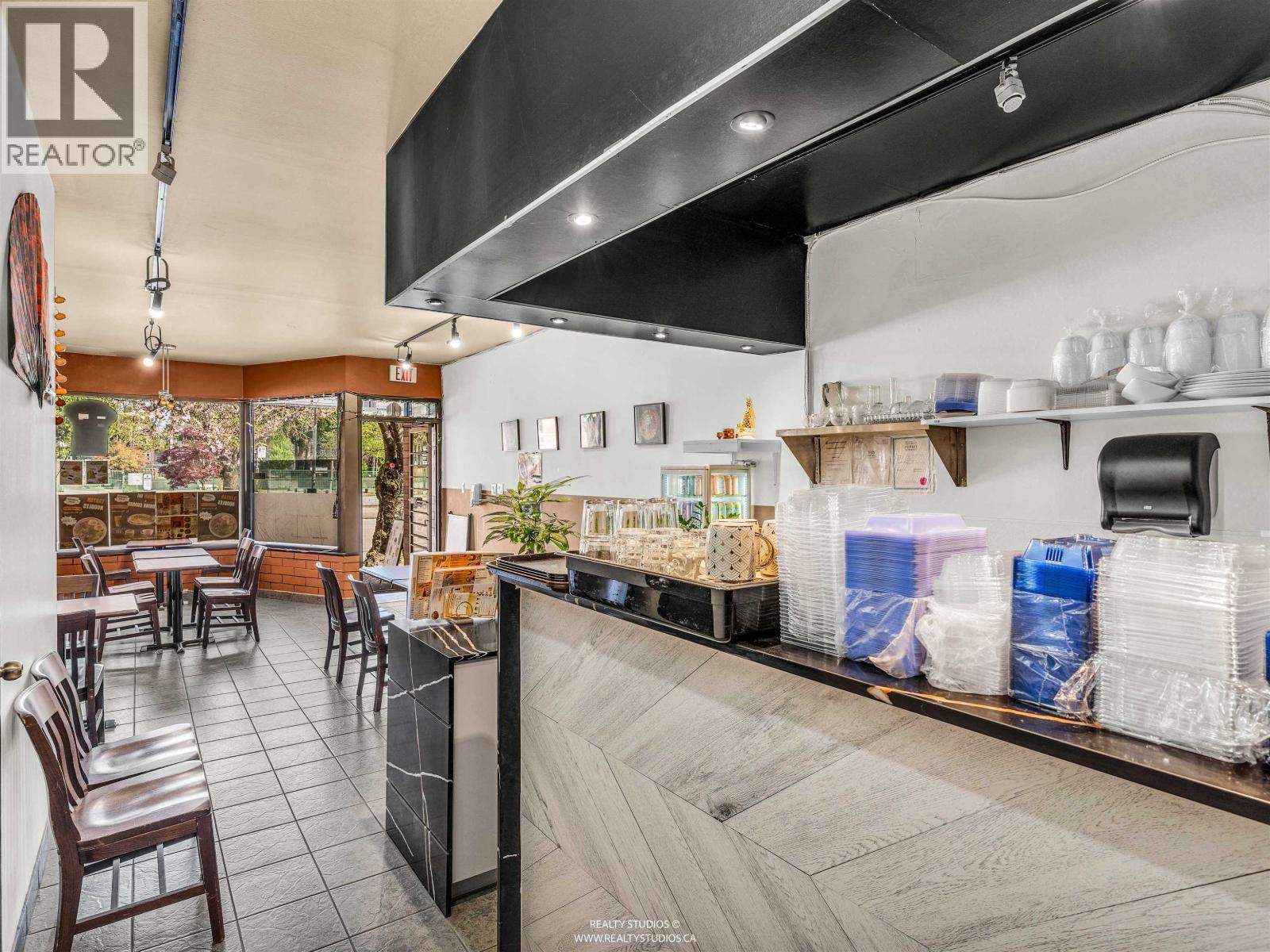 4572 W 10th Avenue, Vancouver, British Columbia  V6R 2J1 - Photo 11 - C8078255