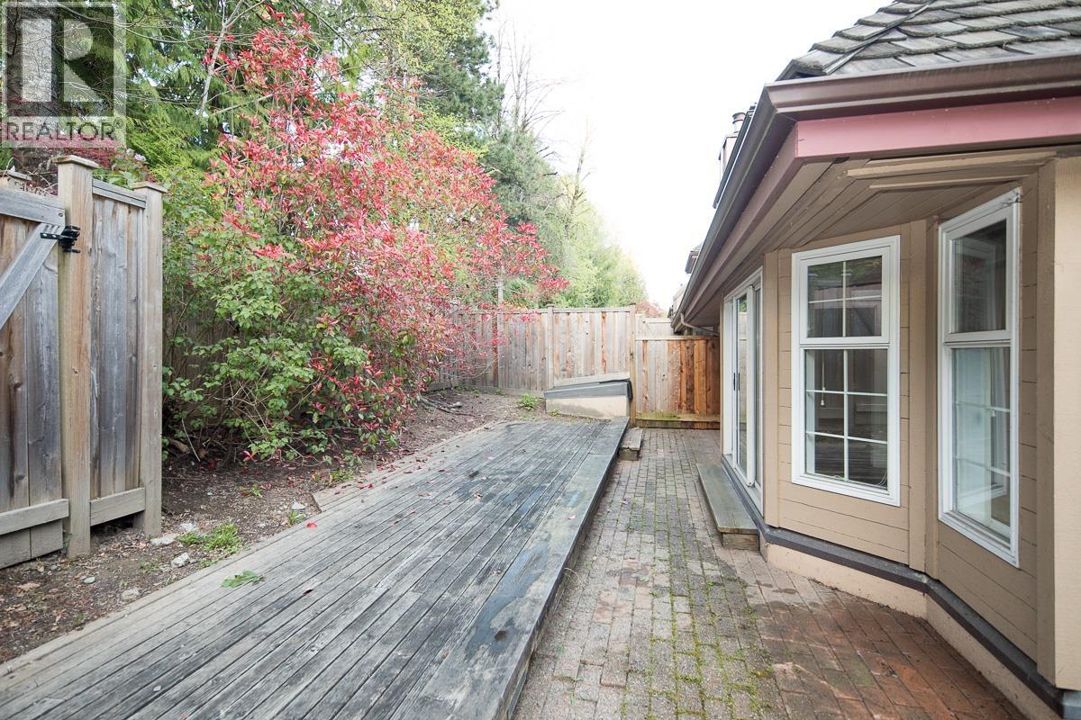 27 3980 Canada Way, Burnaby, British Columbia  V5G 1G7 - Photo 13 - R3118462