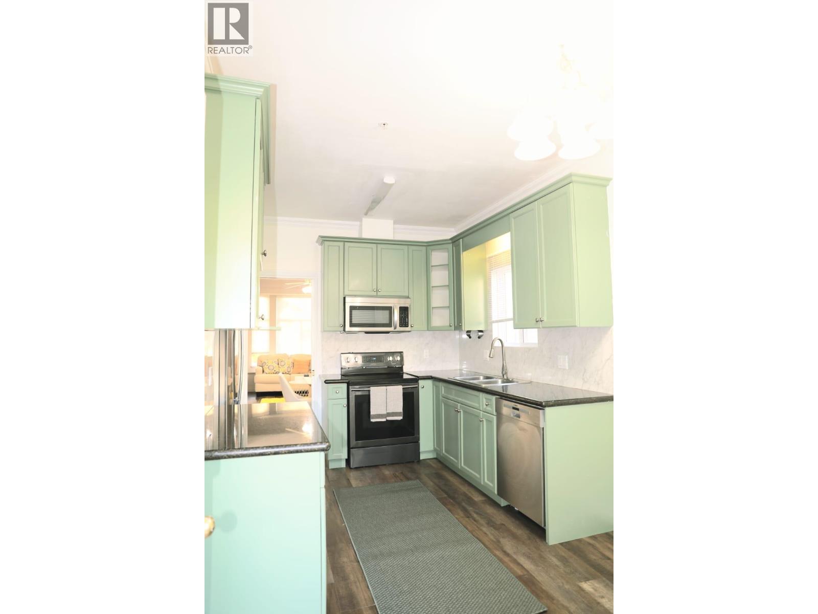 4778 Killarney Street, Vancouver, British Columbia  V5R 3V5 - Photo 9 - R3118329