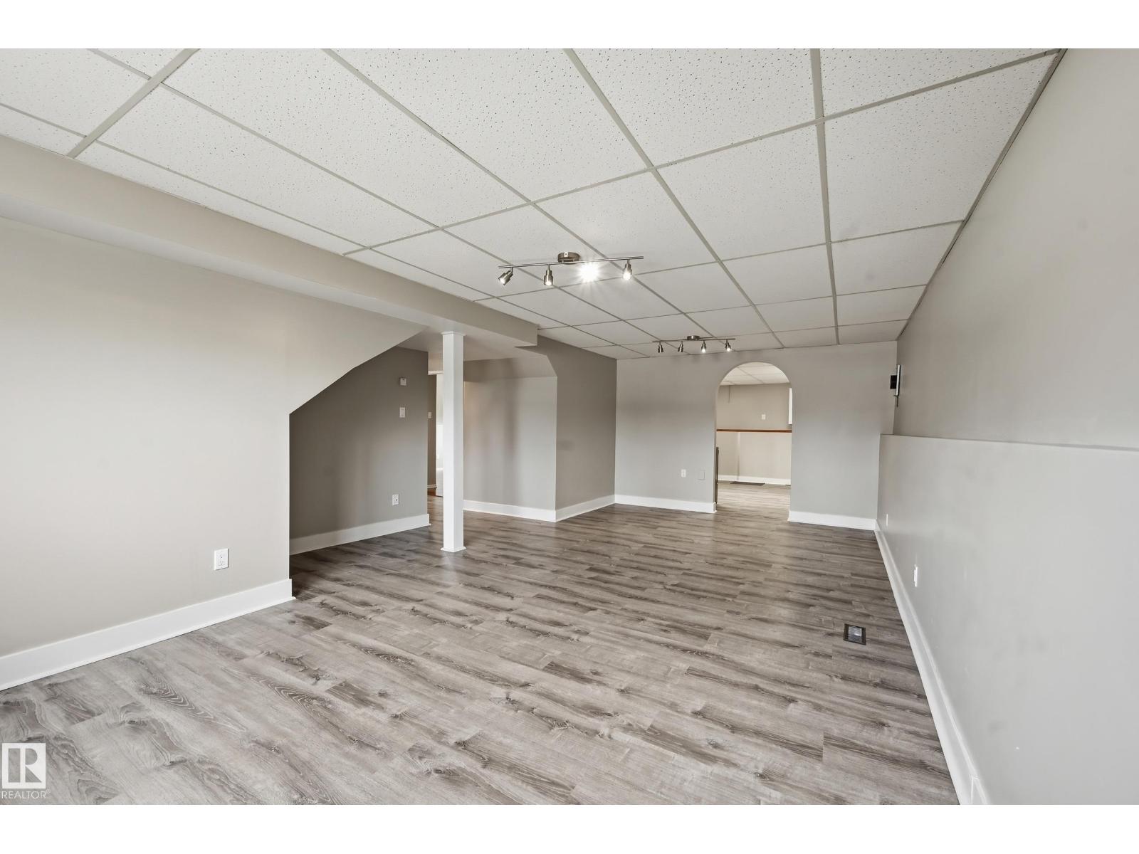 1729 65 St Nw, Edmonton, Alberta  T6L 1N1 - Photo 36 - E4485488