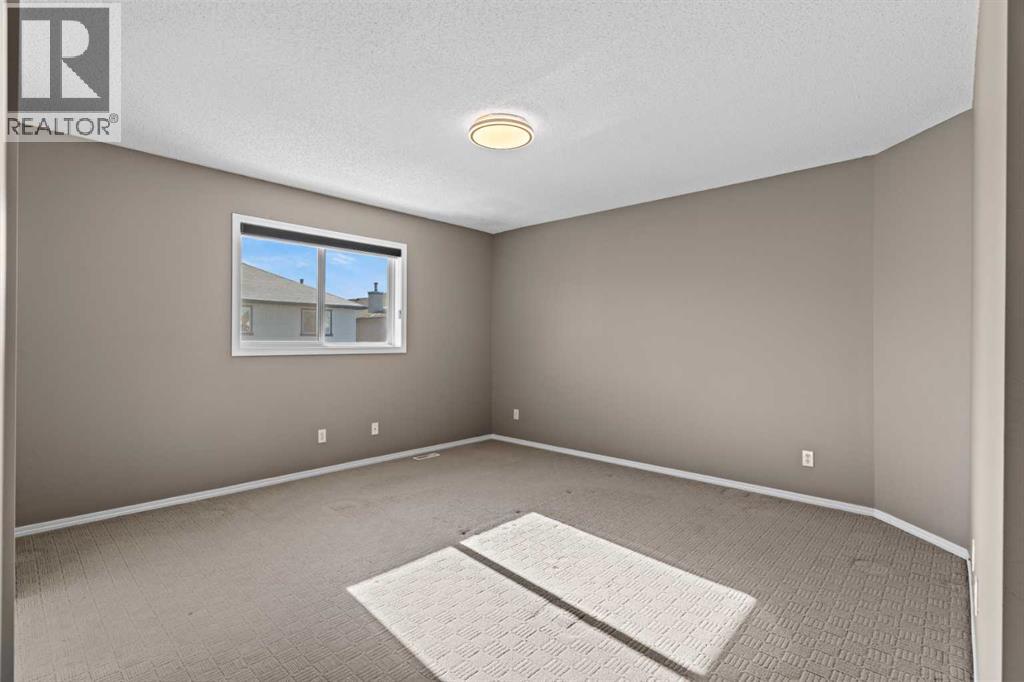 138 Saddlecrest Park Ne, Calgary, Alberta  T3J 5L5 - Photo 29 - A2290020