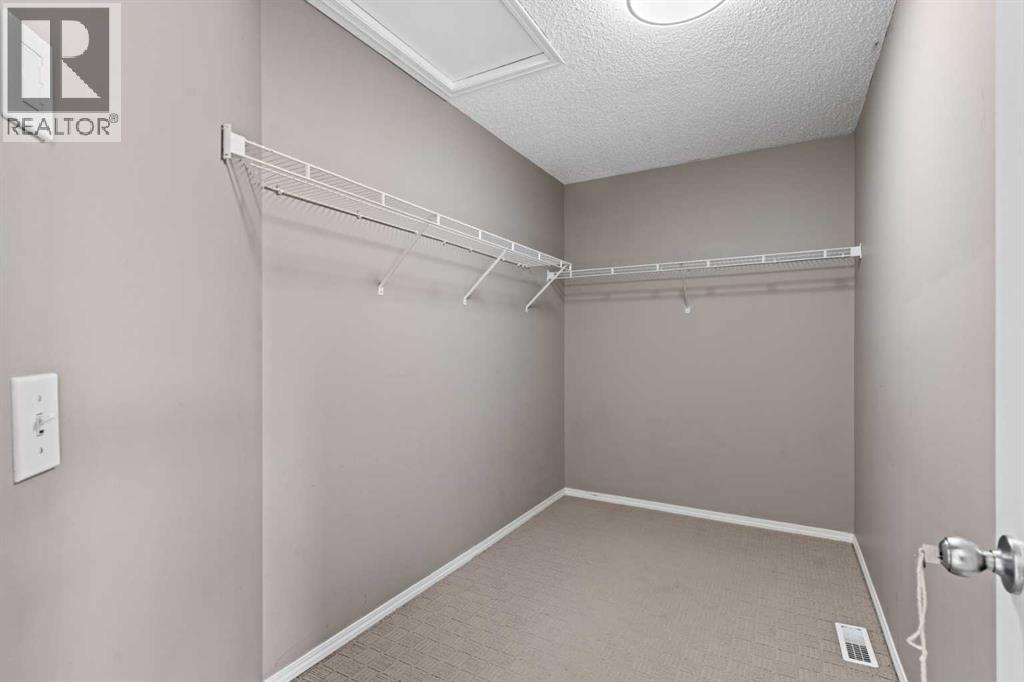 138 Saddlecrest Park Ne, Calgary, Alberta  T3J 5L5 - Photo 28 - A2290020