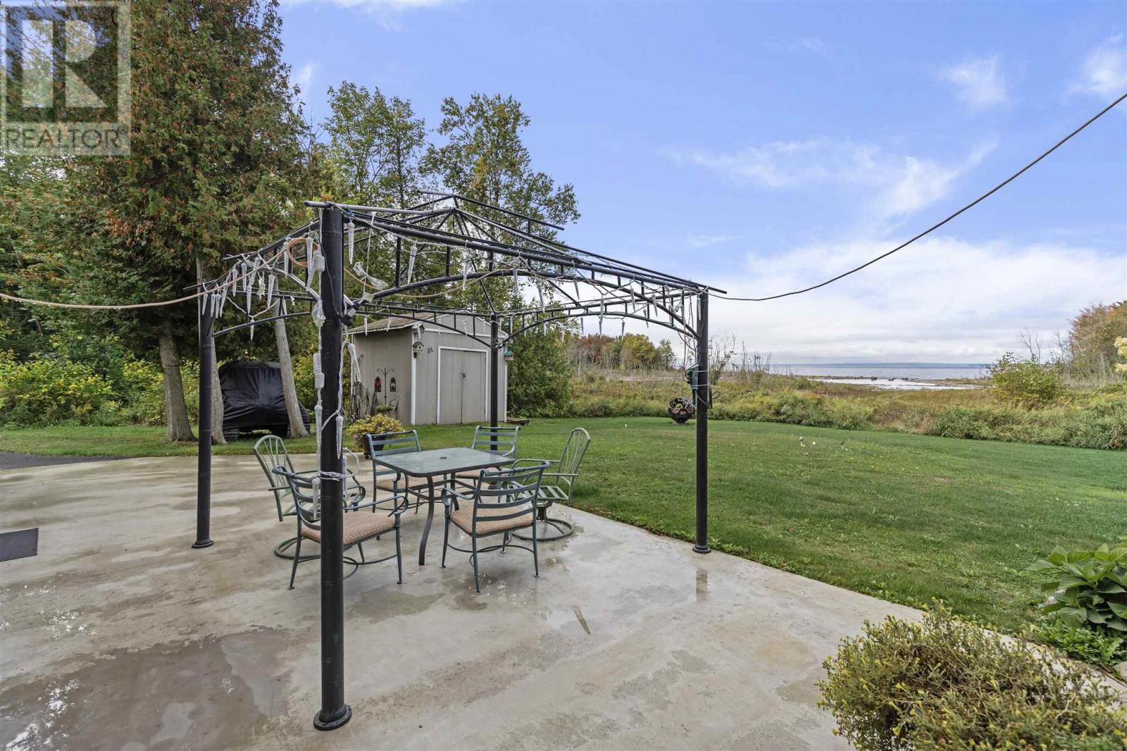 48 Lighthouse Point Dr, Thessalon, Ontario  P0R 1L0 - Photo 2 - SM260398