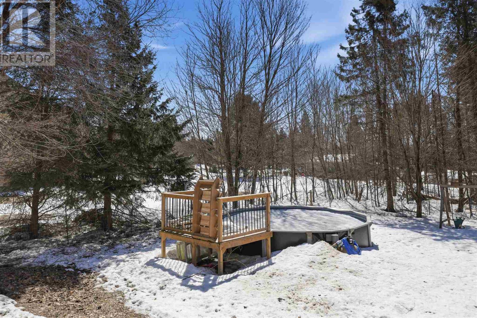 797 Fifth Lin E, Sault Ste. Marie, Ontario  P6A 6J8 - Photo 43 - SM260744