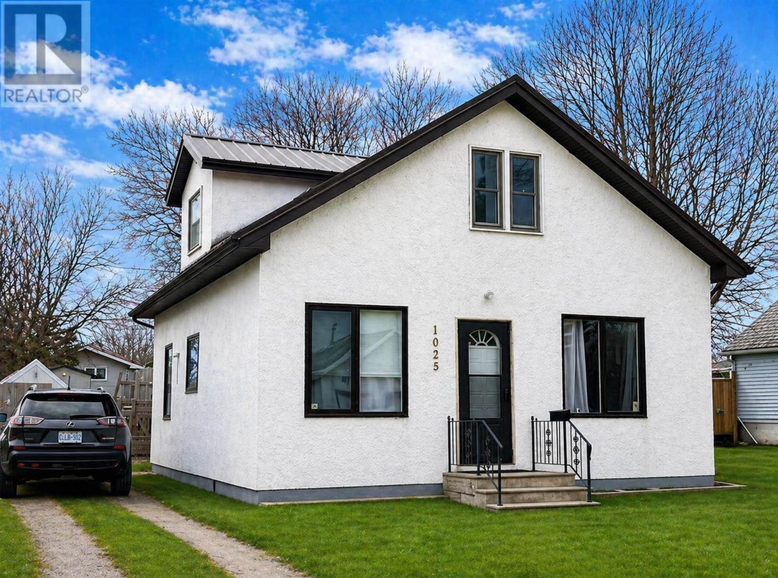 1025 Second ST E, Fort Frances, Ontario