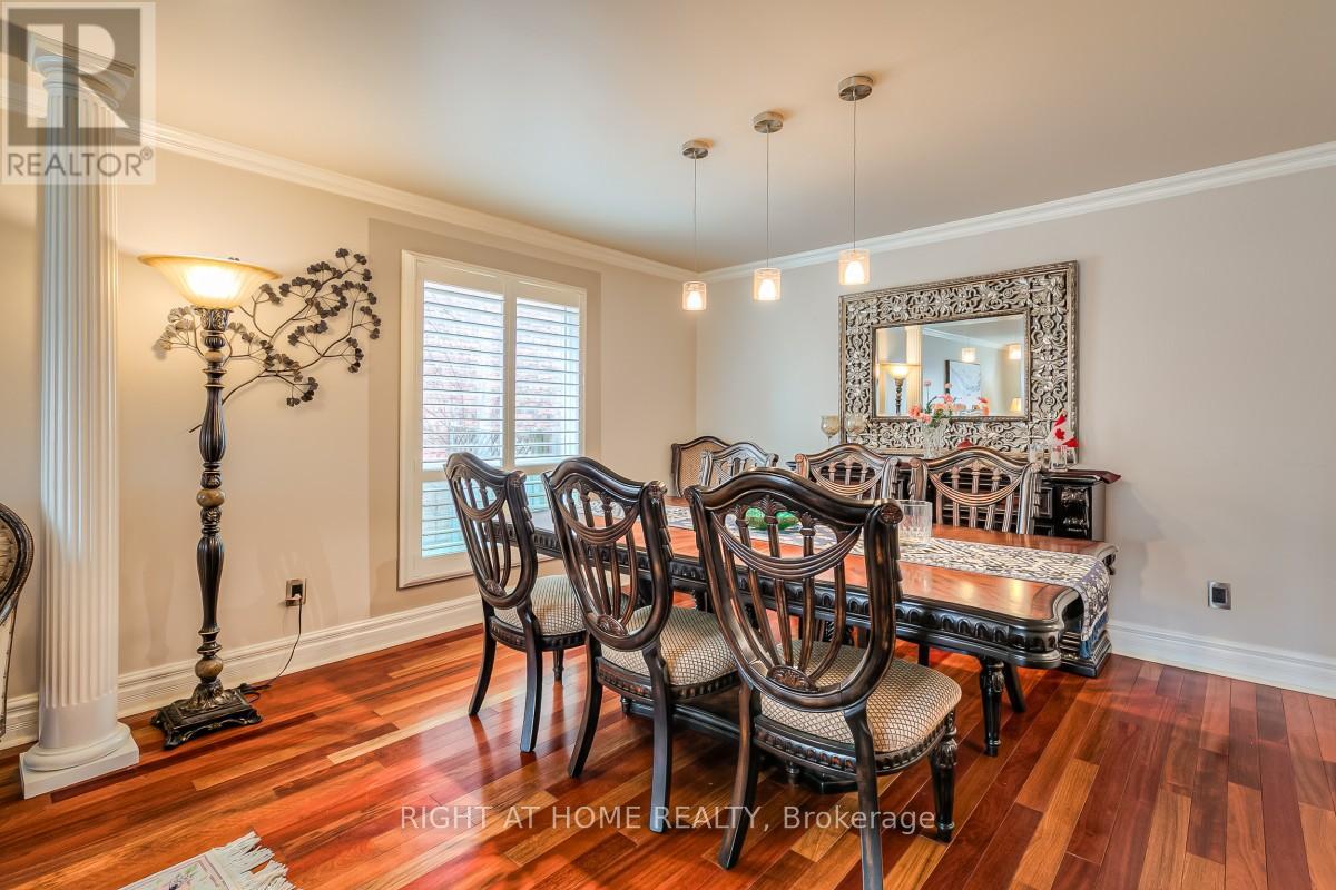 160 Carrington Drive, Richmond Hill, Ontario  L4C 7Y8 - Photo 9 - N12982518