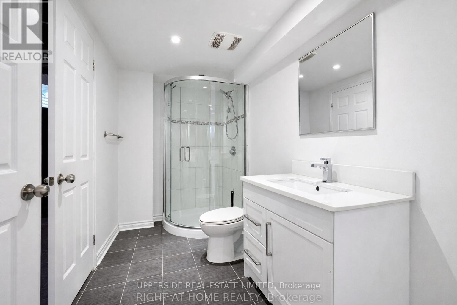 Lower - 46 Country Lane, Barrie, Ontario  L4N 0E8 - Photo 5 - S12869110