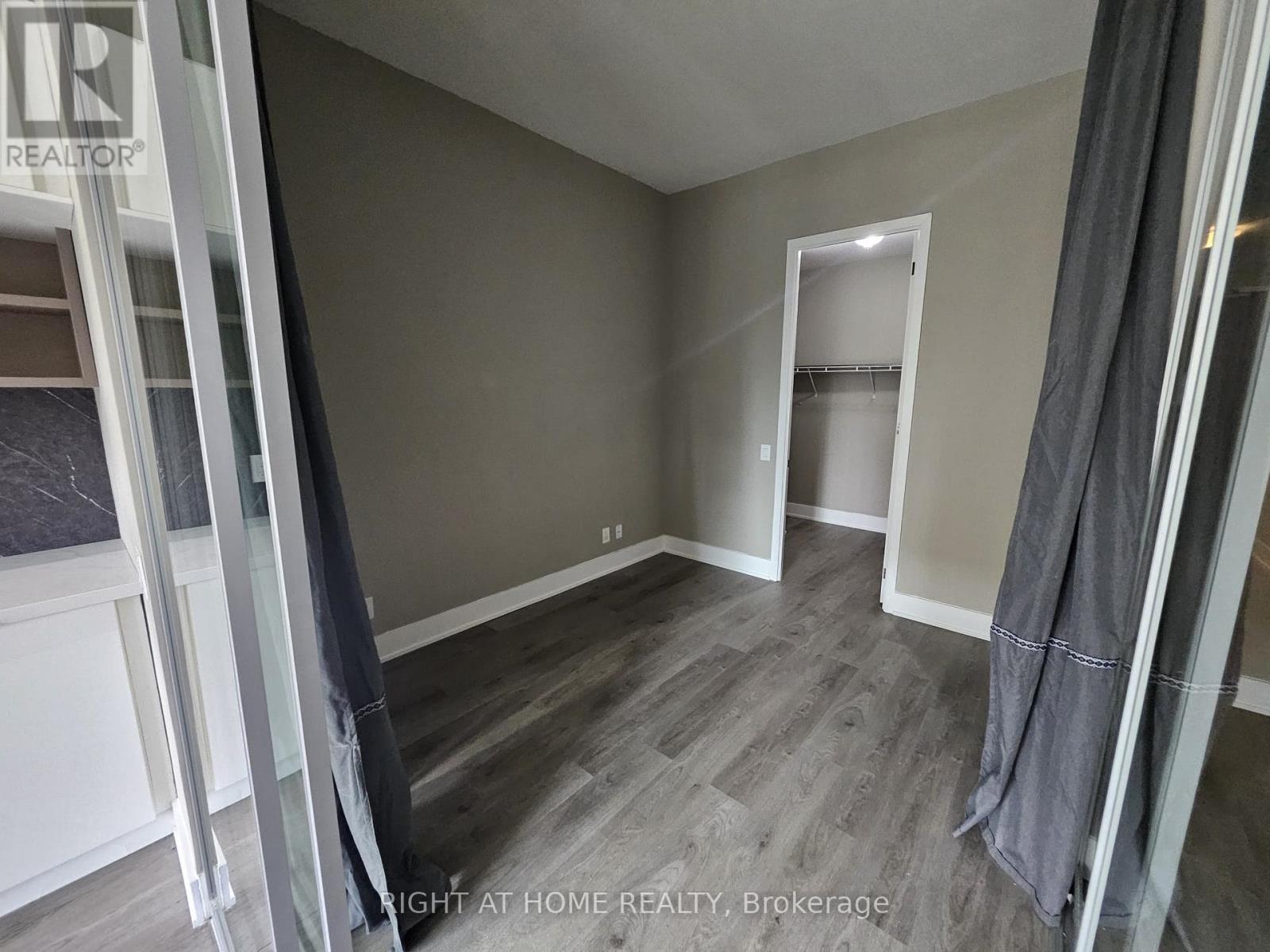 426 - 111 St Clair Avenue W, Toronto, Ontario  M4V 1N5 - Photo 16 - C13075266