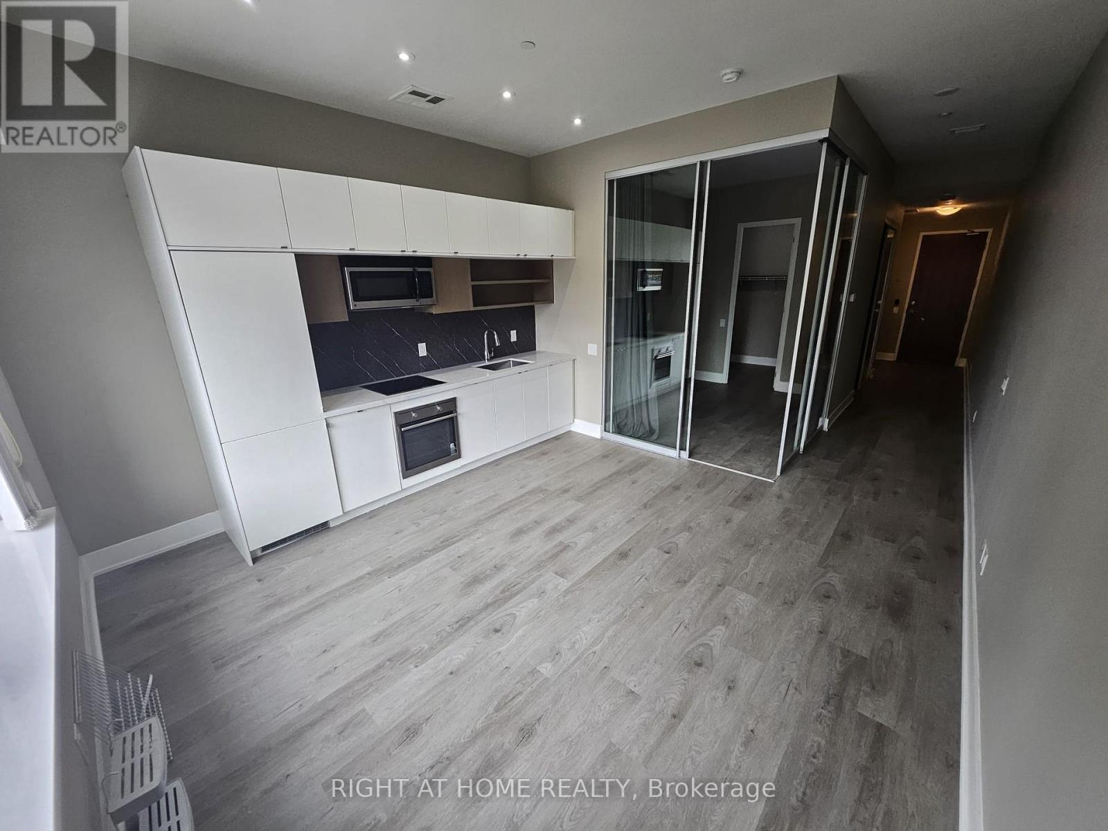 426 - 111 St Clair Avenue W, Toronto, Ontario  M4V 1N5 - Photo 21 - C13075266
