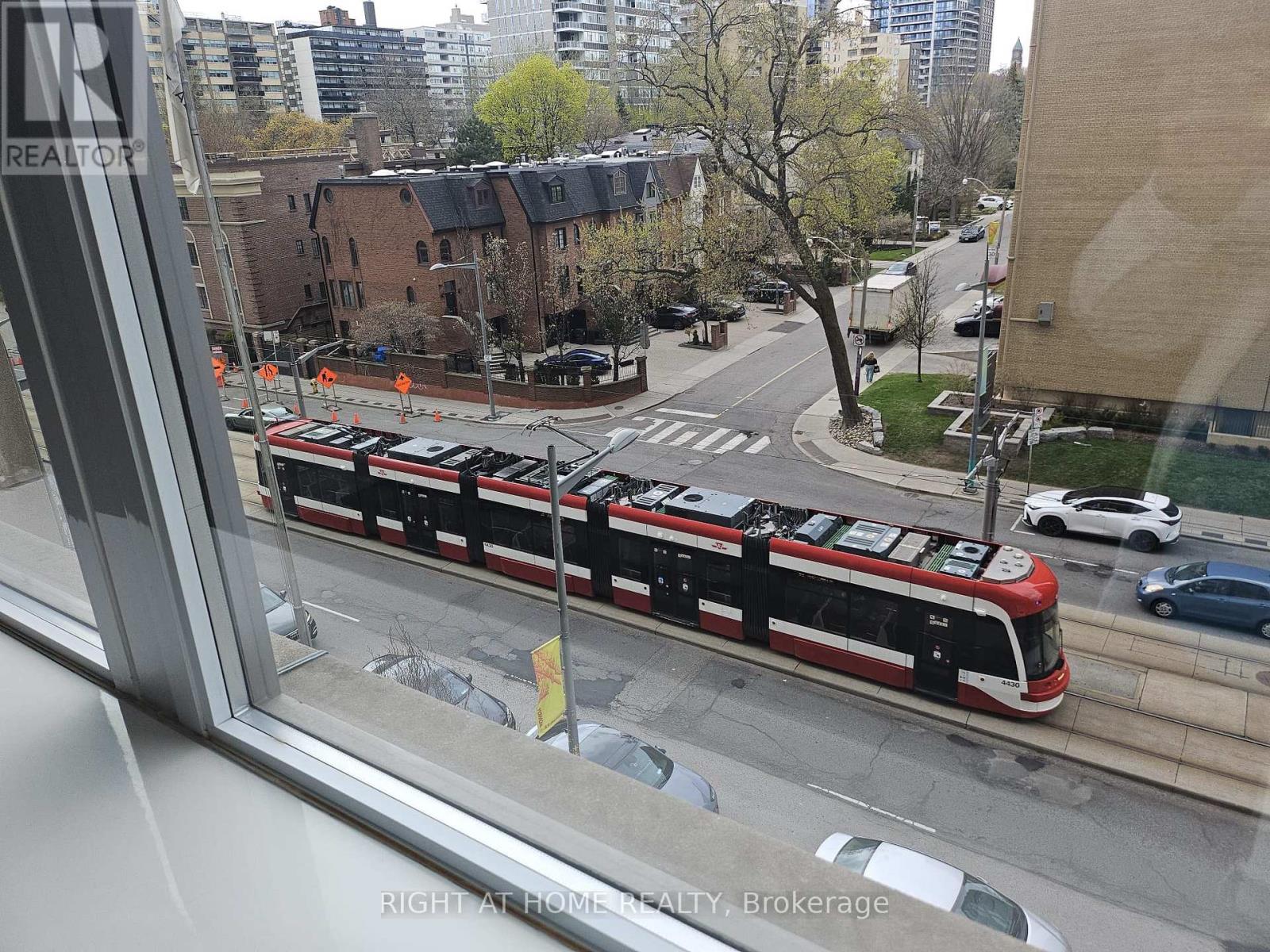 426 - 111 St Clair Avenue W, Toronto, Ontario  M4V 1N5 - Photo 22 - C13075266