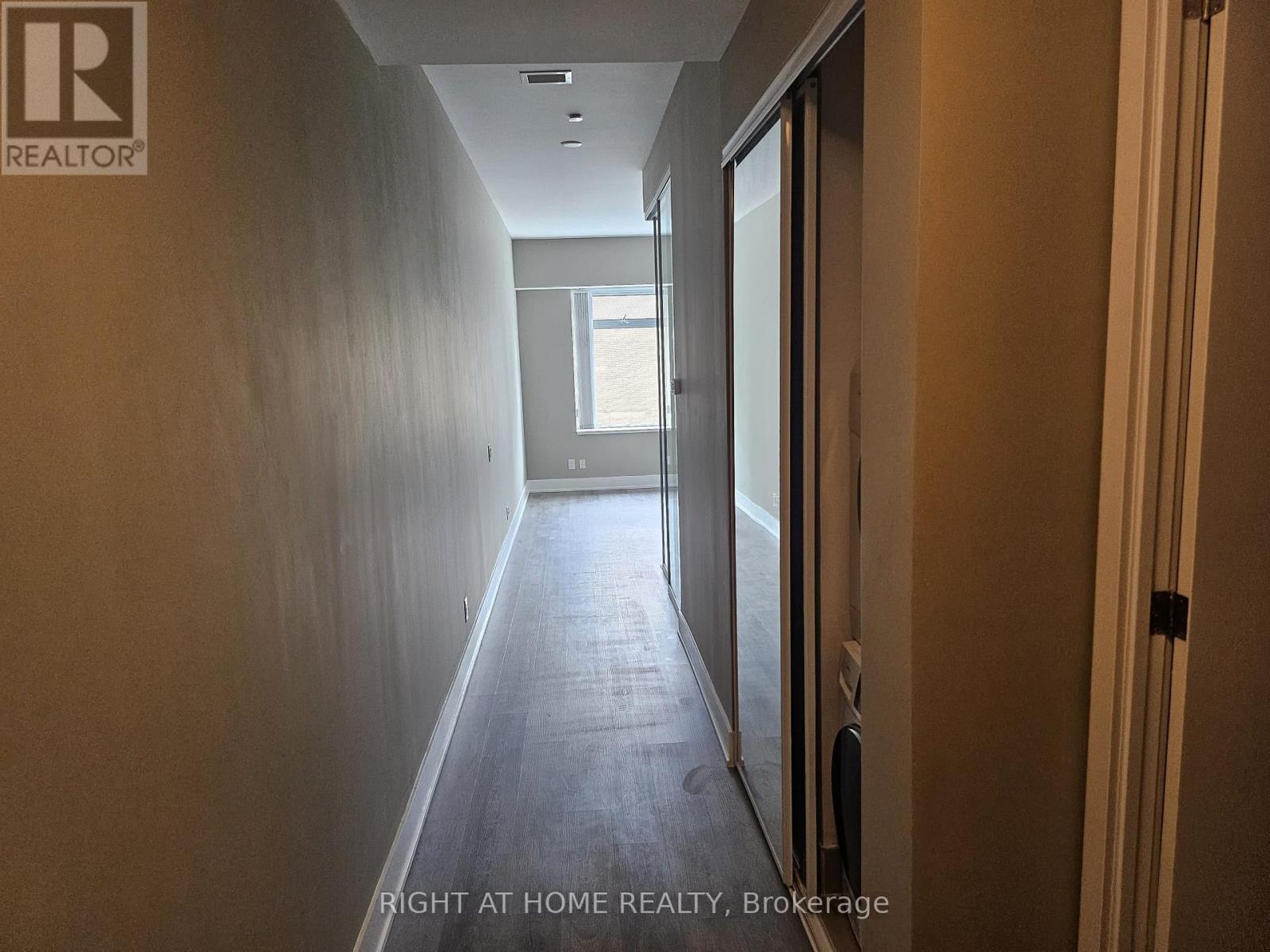 426 - 111 St Clair Avenue W, Toronto, Ontario  M4V 1N5 - Photo 9 - C13075266