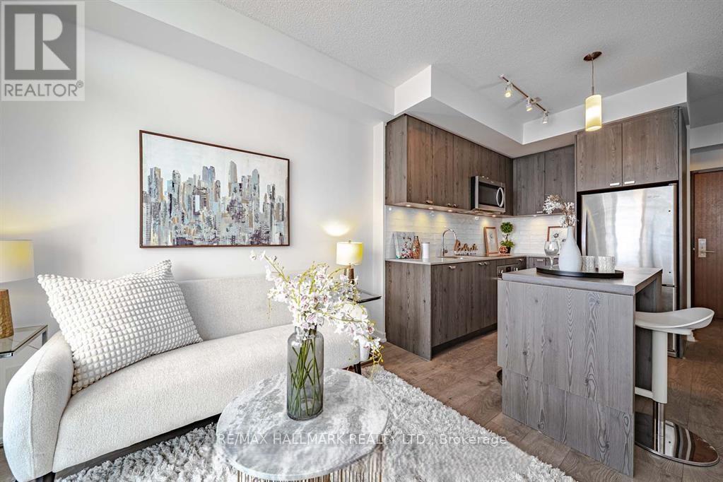 2008 - 56 Forest Manor Road, Toronto, Ontario  M2J 1M6 - Photo 5 - C13075274