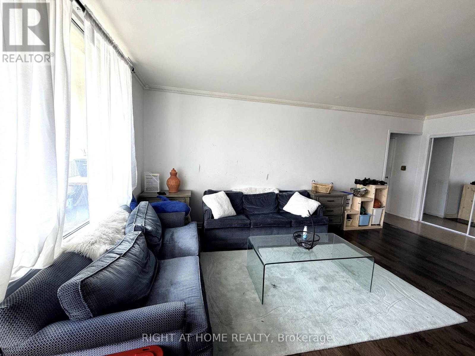 106 - 5 Massey Square, Toronto, Ontario  M4C 5L6 - Photo 10 - E13075264