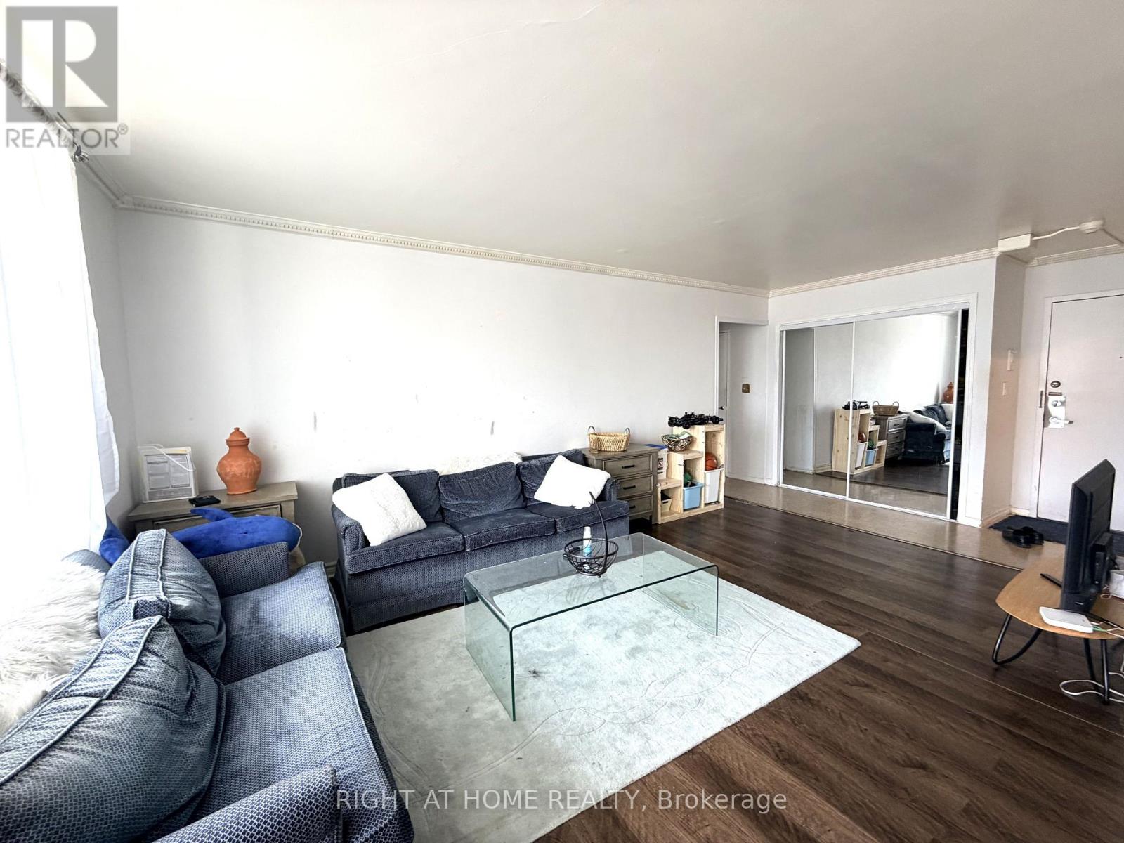 106 - 5 Massey Square, Toronto, Ontario  M4C 5L6 - Photo 11 - E13075264