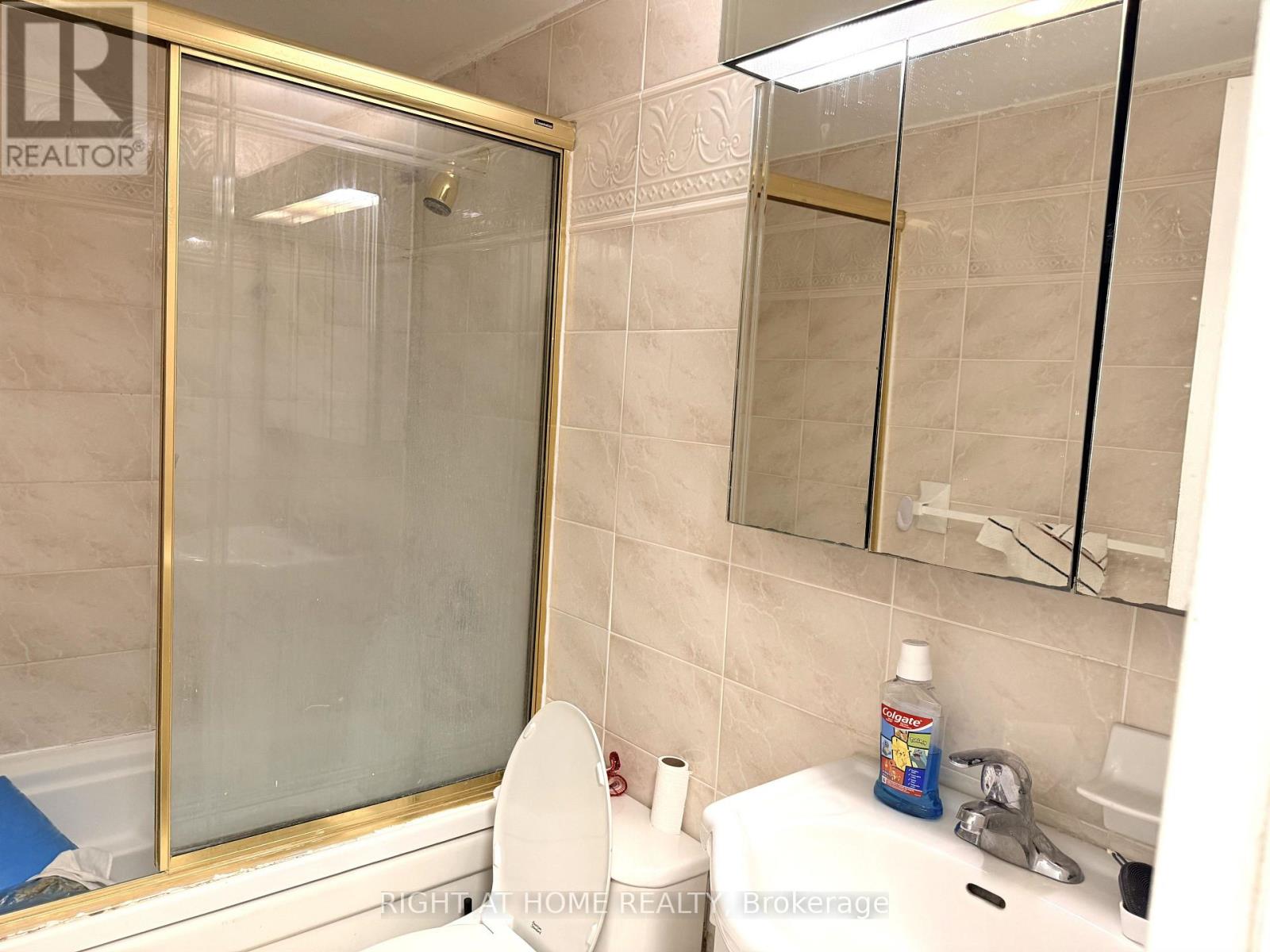 106 - 5 Massey Square, Toronto, Ontario  M4C 5L6 - Photo 24 - E13075264