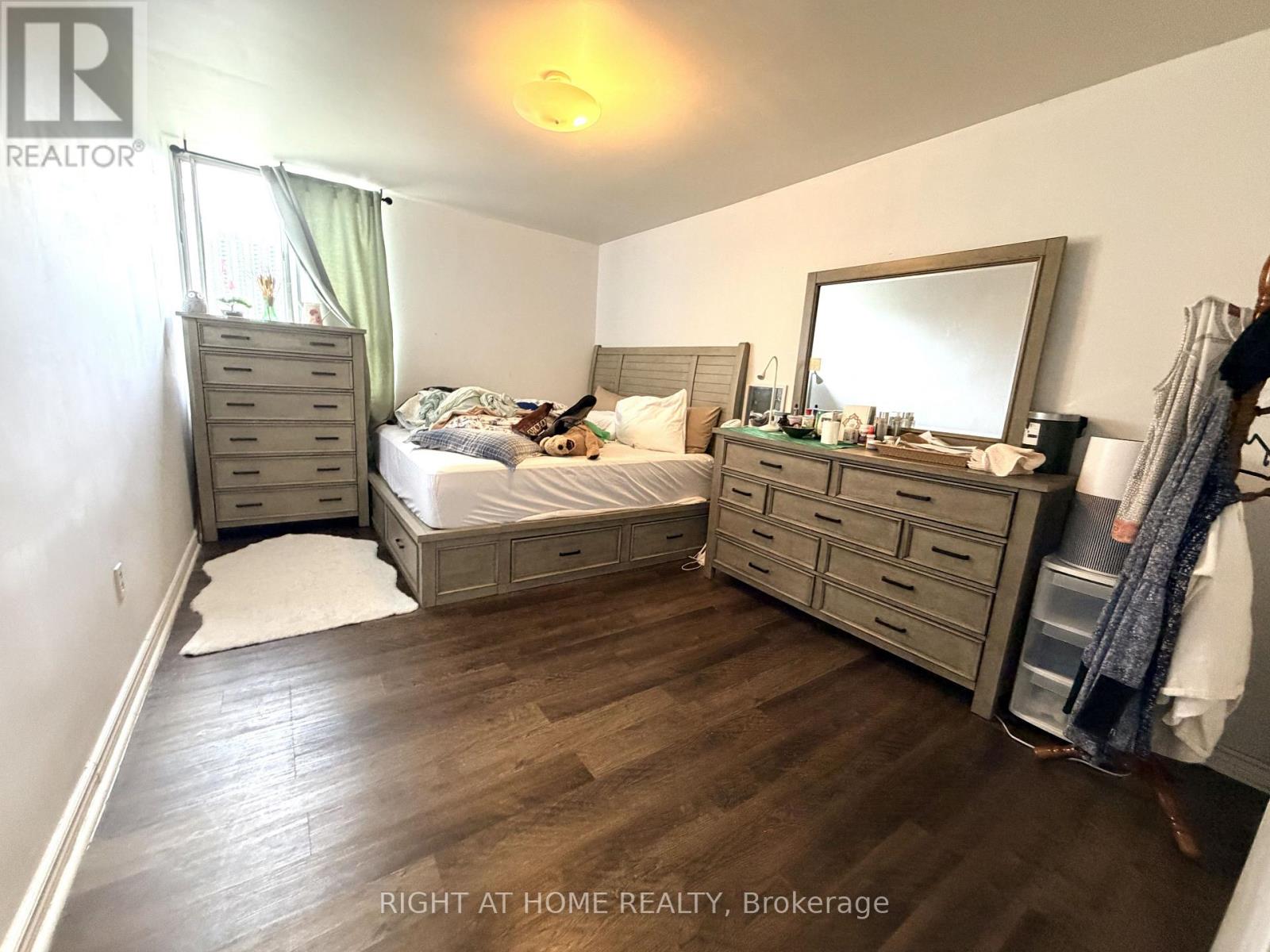 106 - 5 Massey Square, Toronto, Ontario  M4C 5L6 - Photo 29 - E13075264