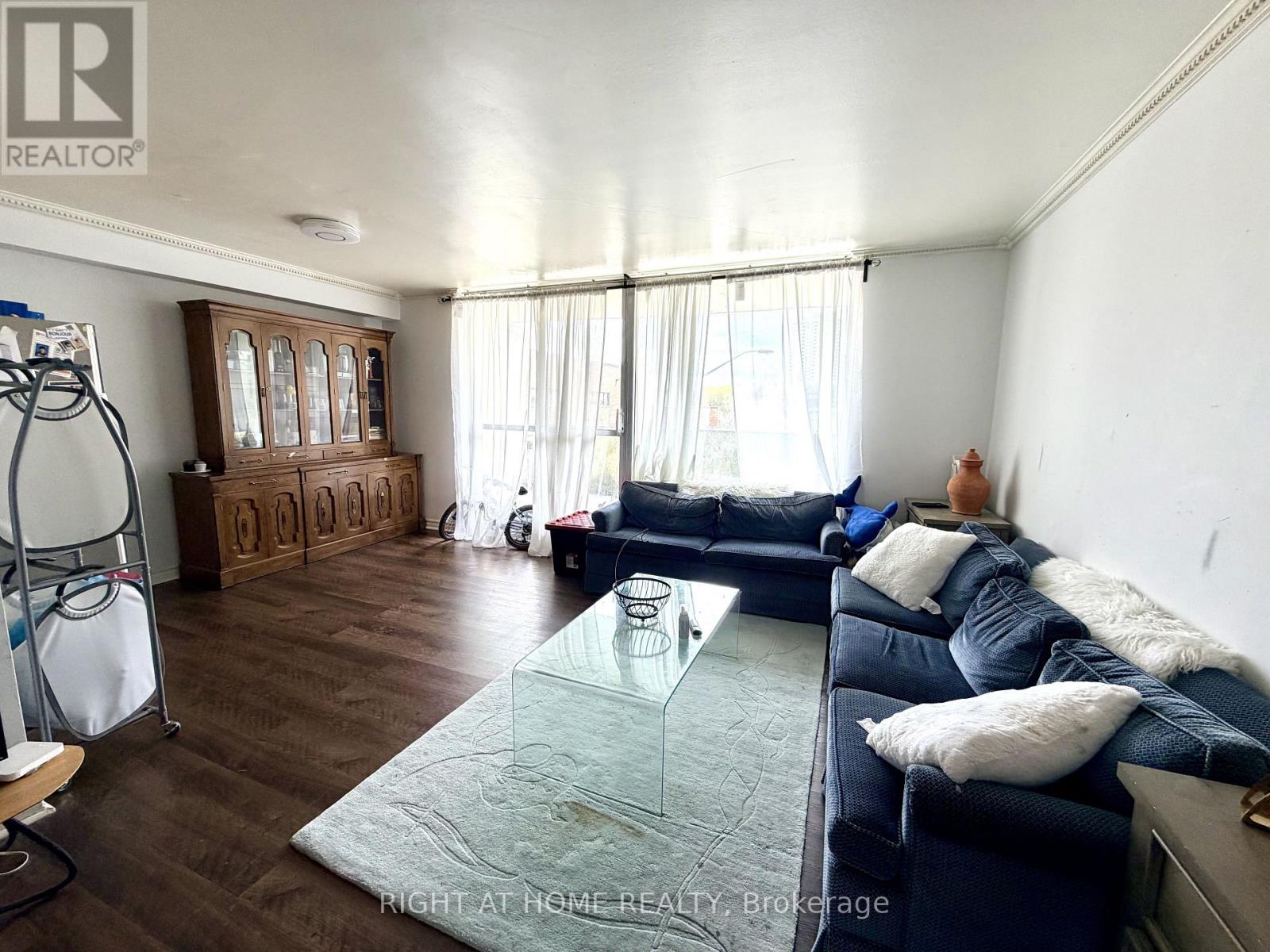106 - 5 Massey Square, Toronto, Ontario  M4C 5L6 - Photo 7 - E13075264