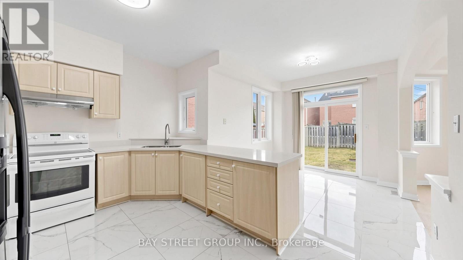 102 Worthing Avenue, Markham, Ontario  L3S 4J9 - Photo 12 - N13075250