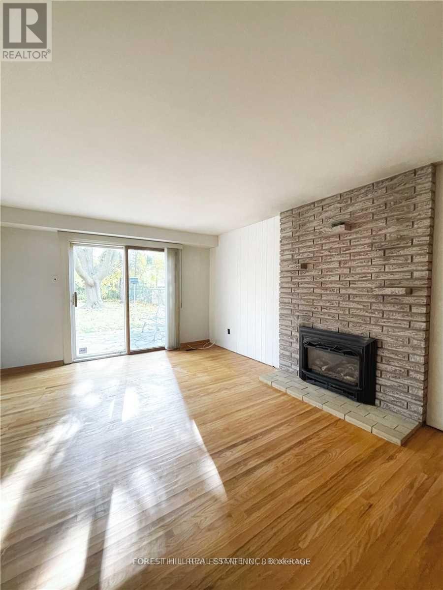 98 Fred Varley Drive, Markham, Ontario  L3R 1S8 - Photo 14 - N13075256