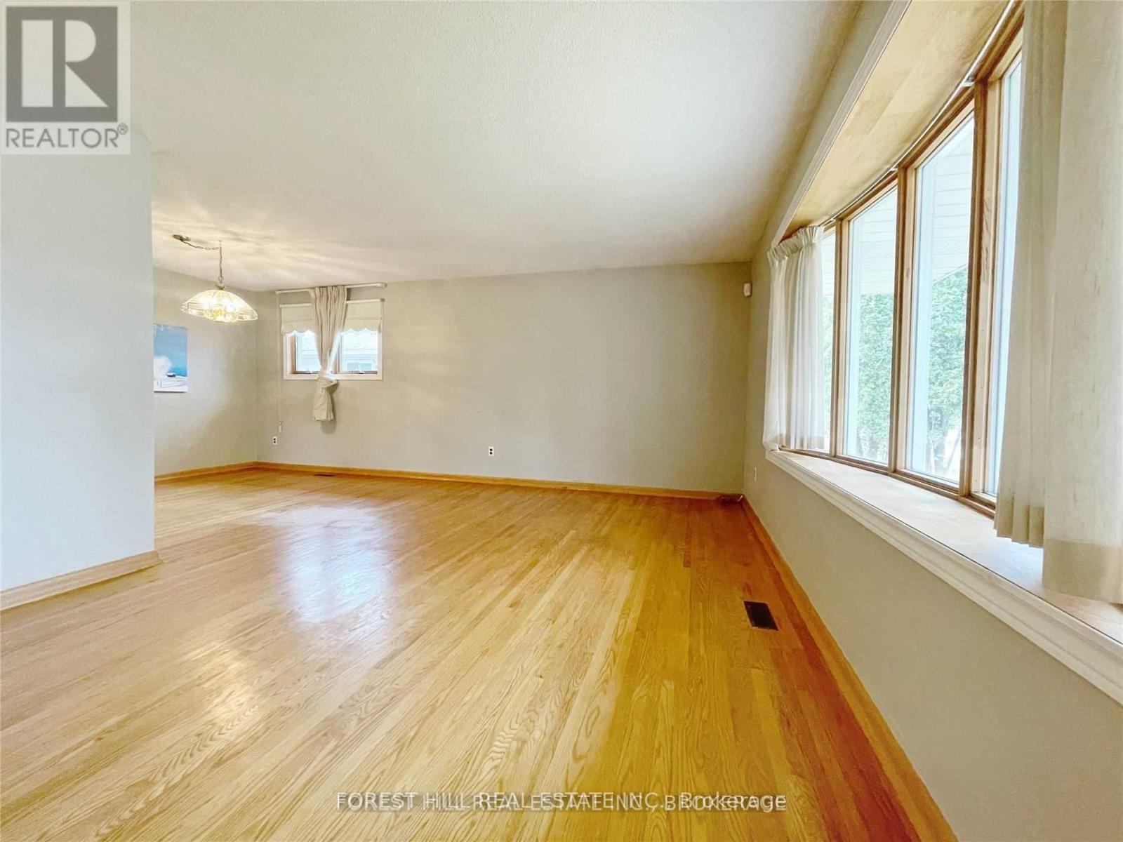 98 Fred Varley Drive, Markham, Ontario  L3R 1S8 - Photo 2 - N13075256