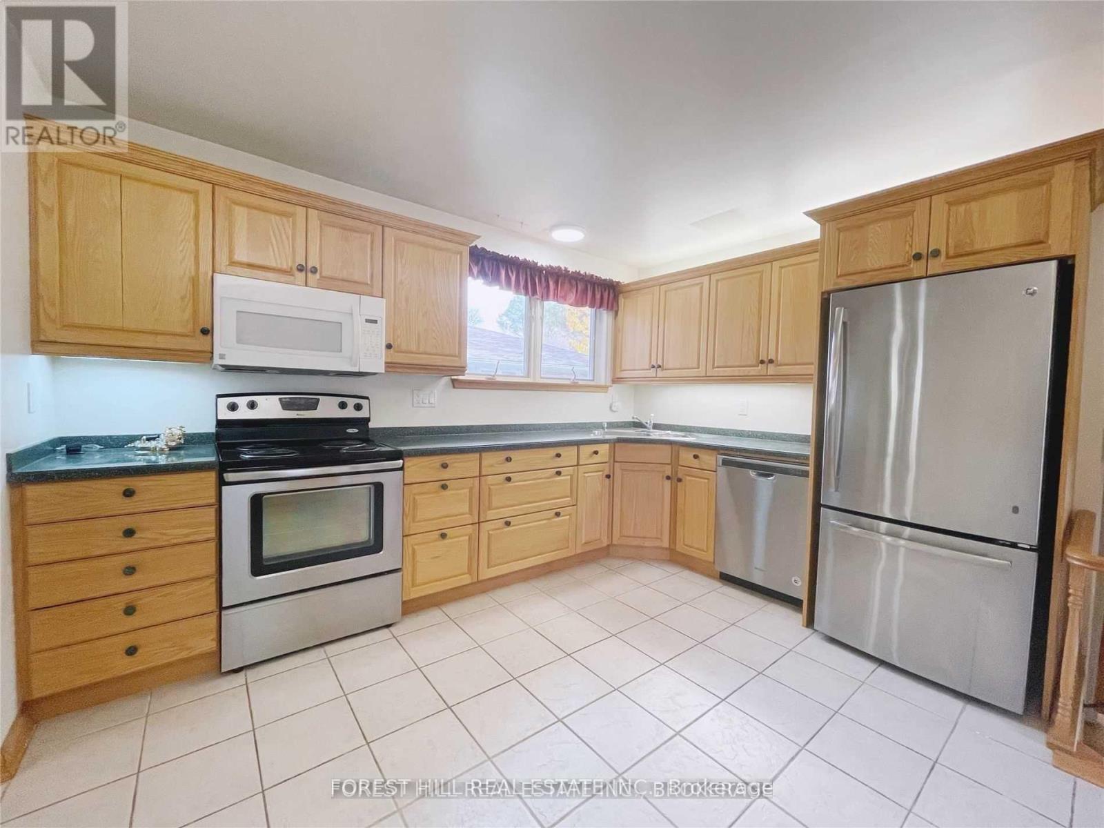 98 Fred Varley Drive, Markham, Ontario  L3R 1S8 - Photo 5 - N13075256