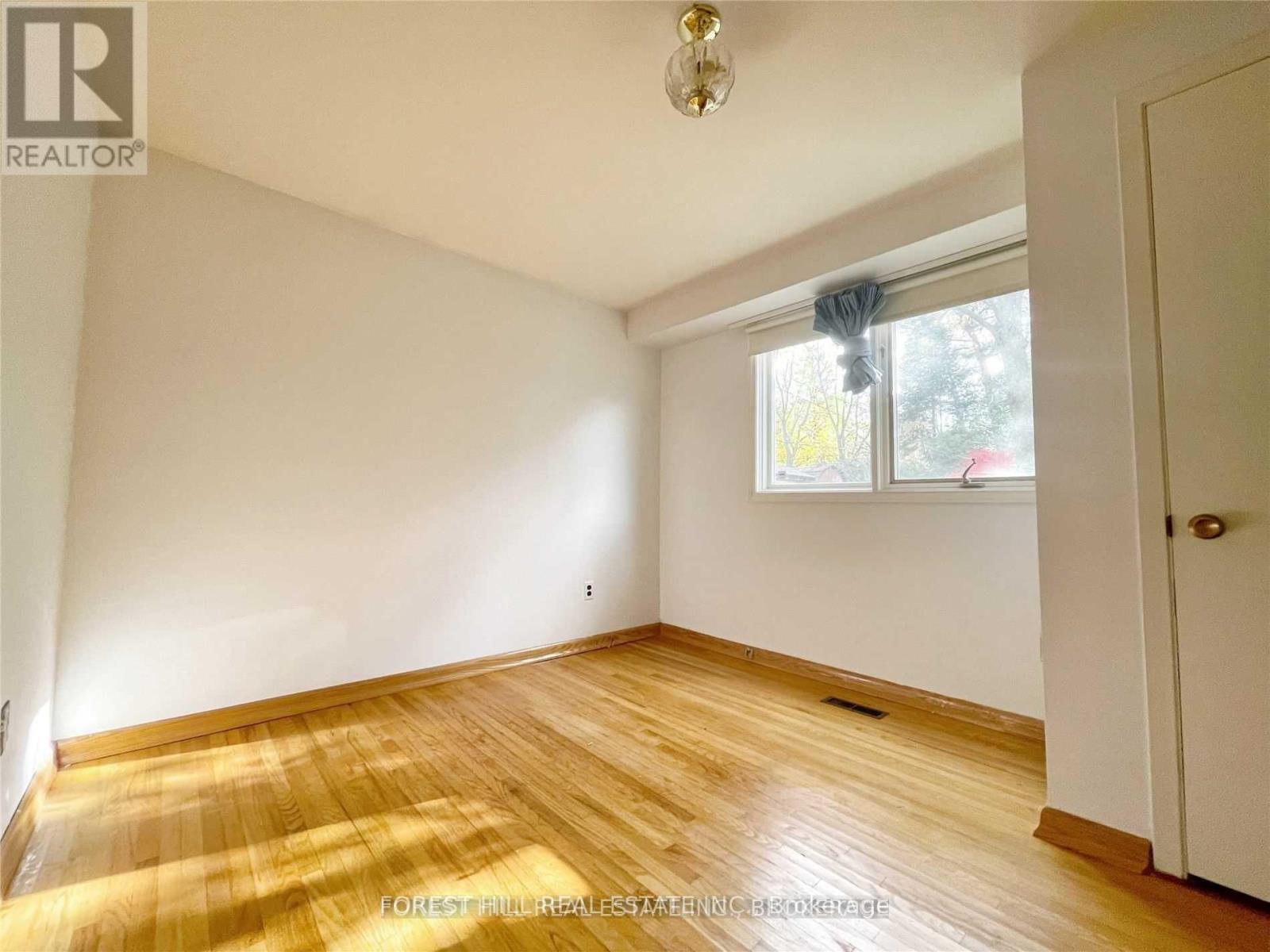 98 Fred Varley Drive, Markham, Ontario  L3R 1S8 - Photo 7 - N13075256