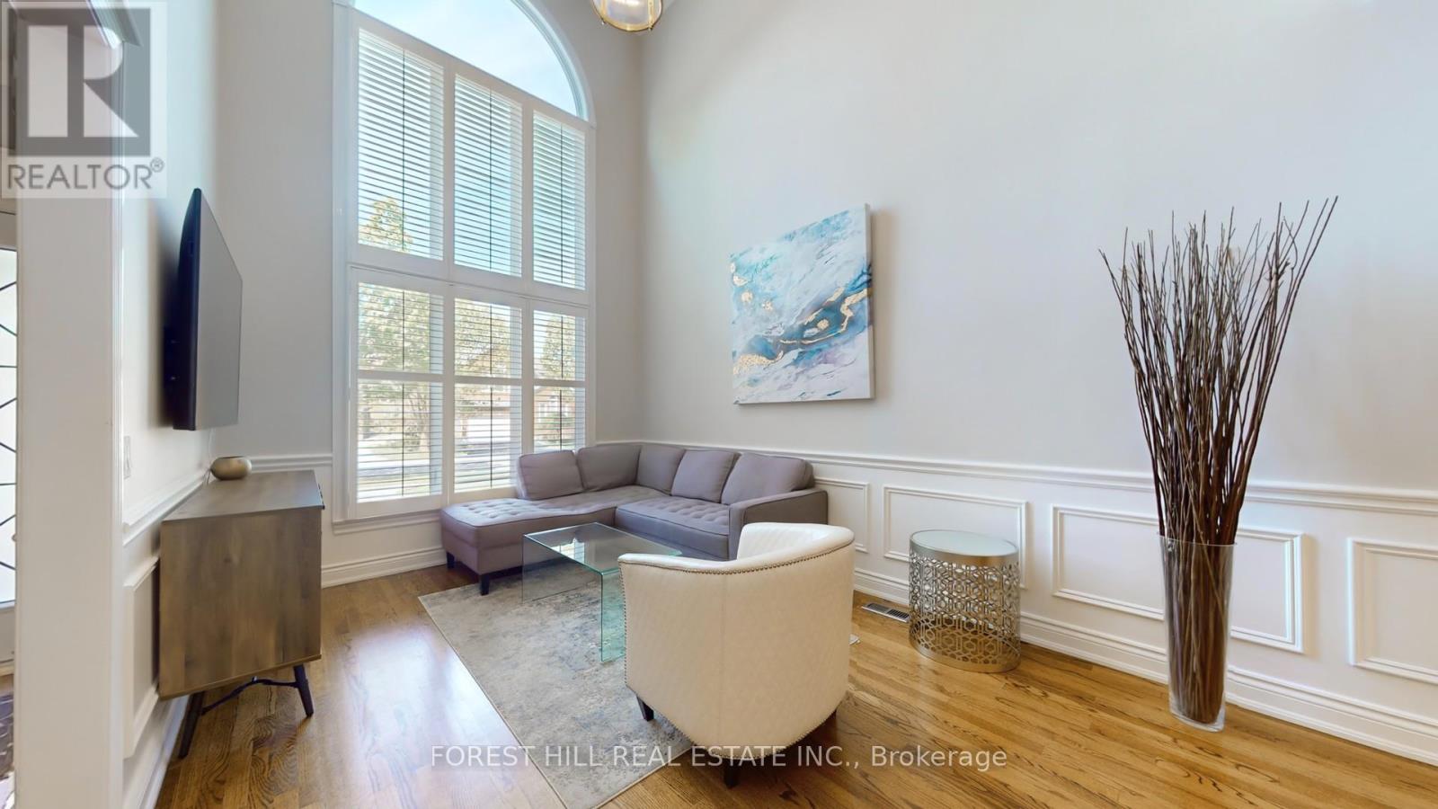 43 Oakhurst Drive, Vaughan, Ontario  L4J 7V3 - Photo 3 - N13075272