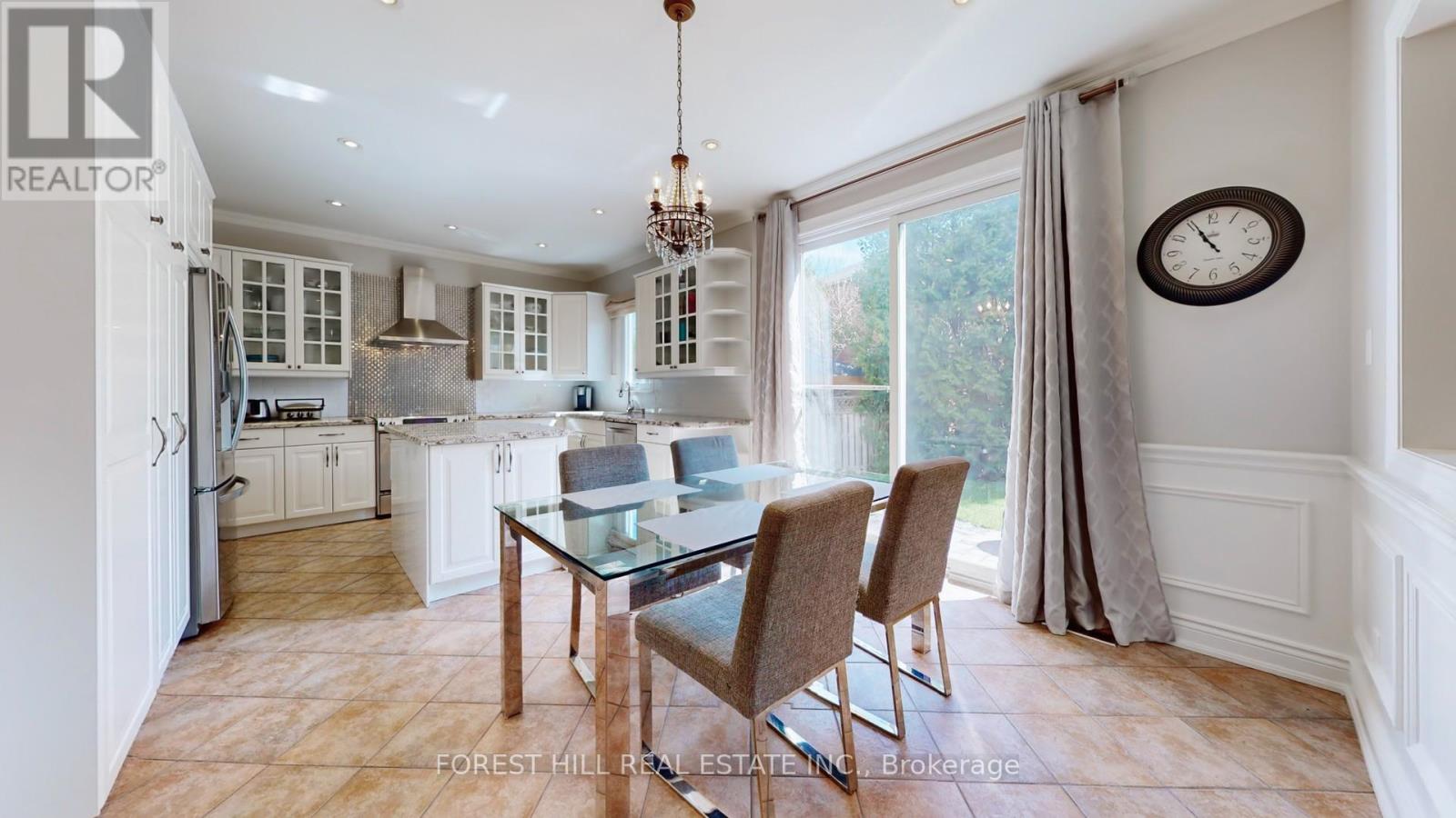 43 Oakhurst Drive, Vaughan, Ontario  L4J 7V3 - Photo 8 - N13075272