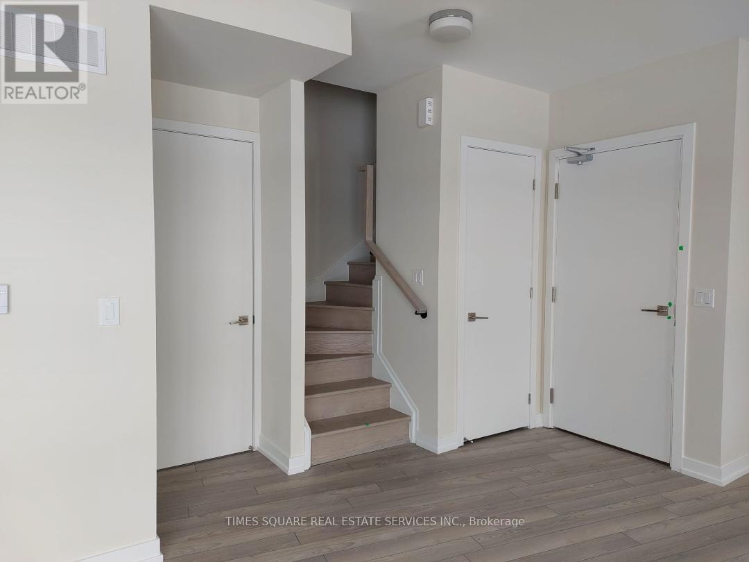 H302 - 8 Walder Lane, Richmond Hill, Ontario  L4S 0P7 - Photo 5 - N13075290