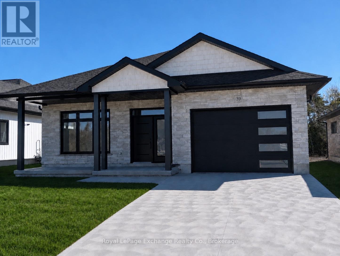 39 MERCEDES CRESCENT, Kincardine, Ontario