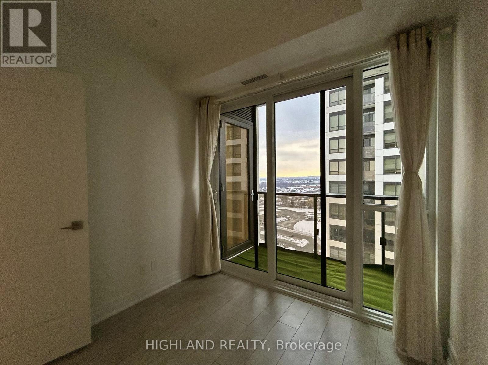1808 - 30 Elm Drive W, Mississauga, Ontario  L5B 0N6 - Photo 12 - W13075246