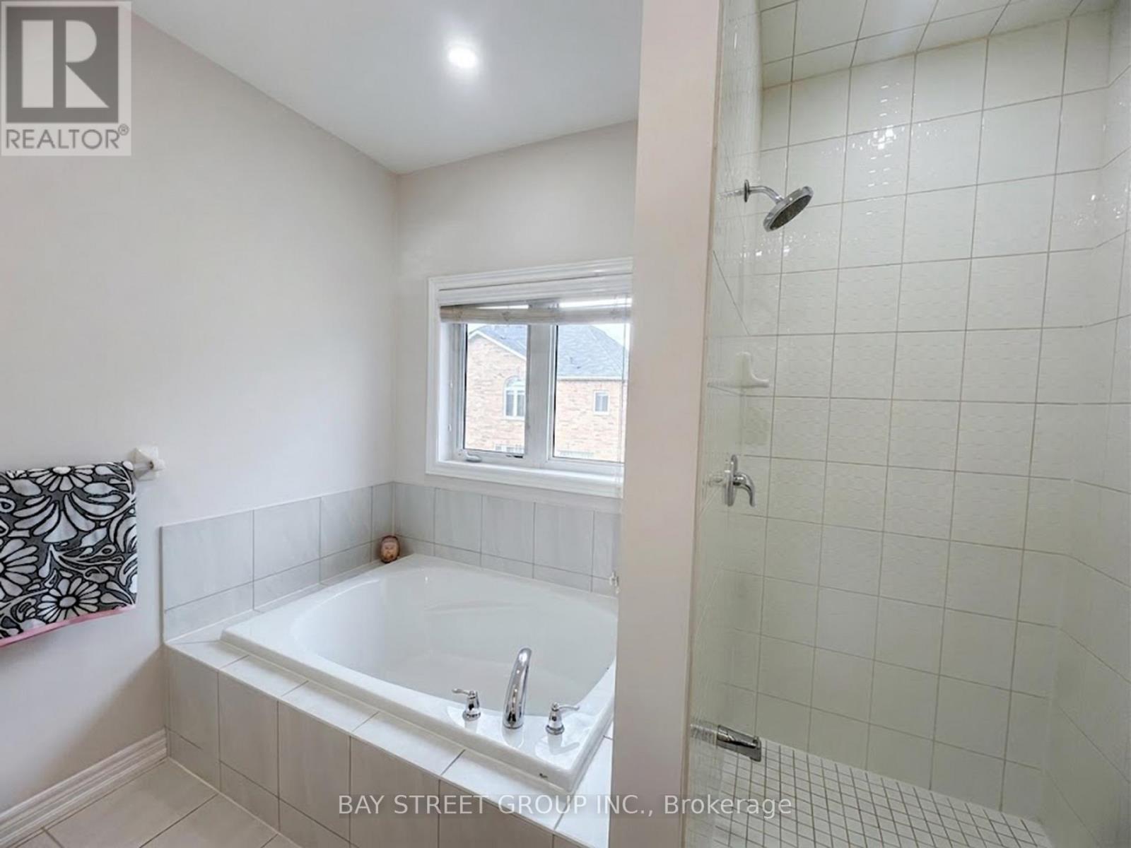 12 Monceau Road, Brampton, Ontario  L7A 4E6 - Photo 27 - W13075270