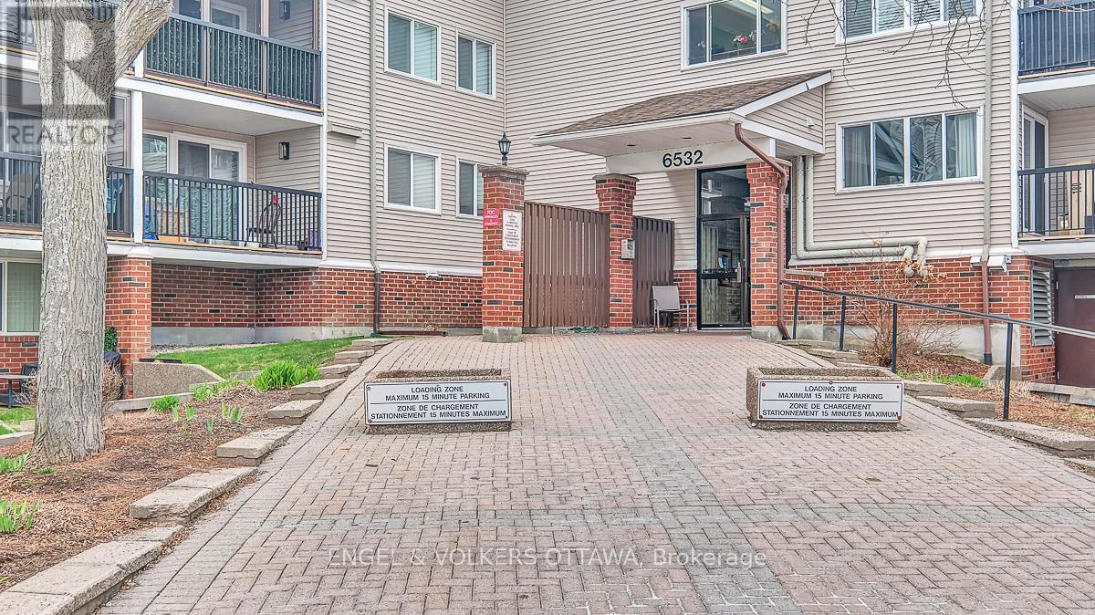 112 - 6532 Bilberry Drive, Ottawa, Ontario  K1C 4N9 - Photo 2 - X12934234