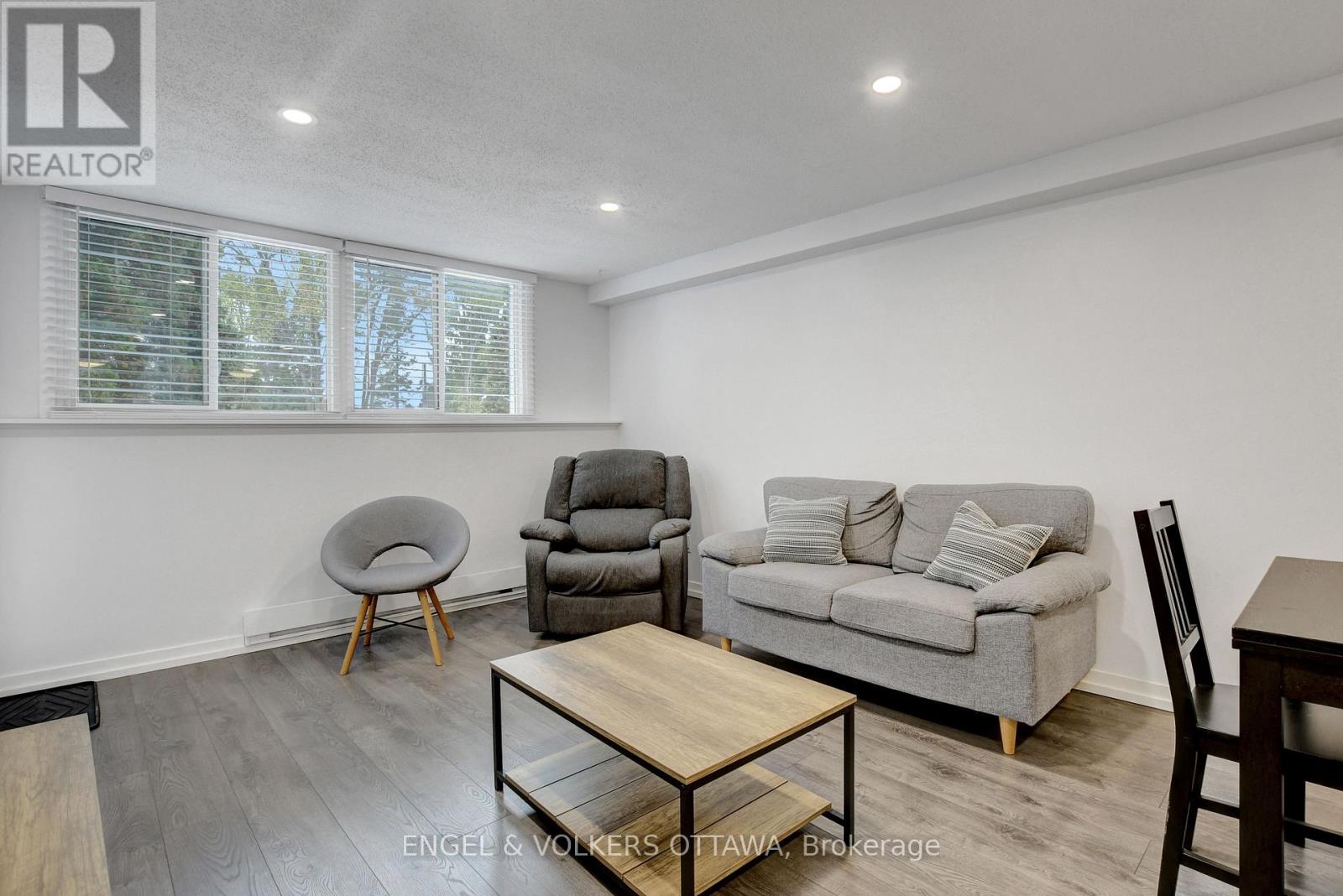 112 - 6532 Bilberry Drive, Ottawa, Ontario  K1C 4N9 - Photo 7 - X12934234
