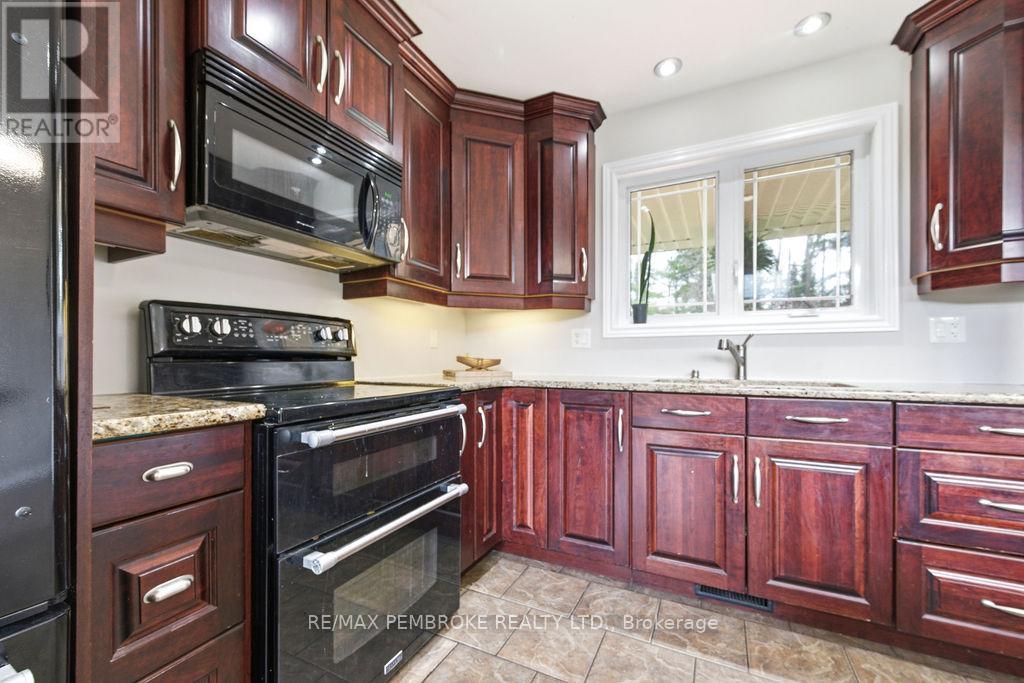 249b Crooked Rapids Road, North Algona Wilberforce, Ontario  K0J 1T0 - Photo 11 - X13075308