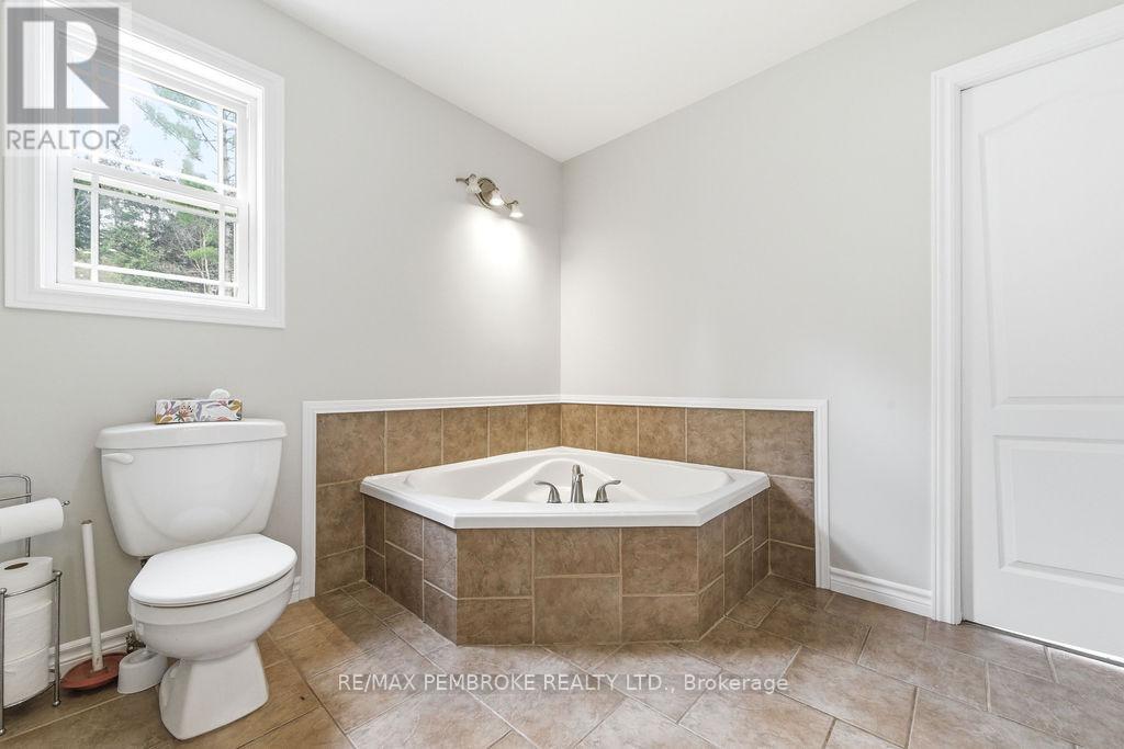 249b Crooked Rapids Road, North Algona Wilberforce, Ontario  K0J 1T0 - Photo 17 - X13075308
