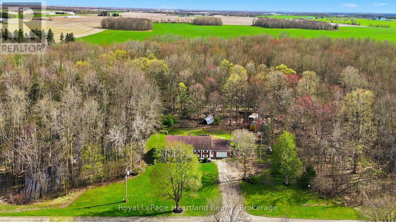 5427 Highway 87, Minto, Ontario  N0G 1Z0 - Photo 2 - X13073546