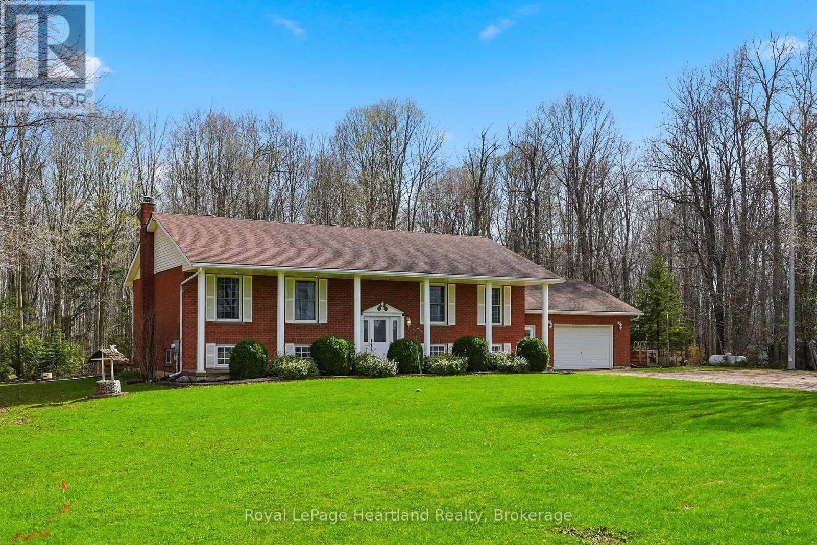 5427 Highway 87, Minto, Ontario  N0G 1Z0 - Photo 4 - X13073546