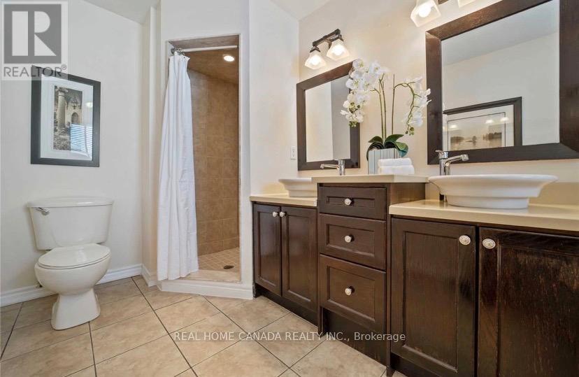 5315 Huntingfield Drive, Mississauga, Ontario  L5R 2G2 - Photo 14 - W12859662