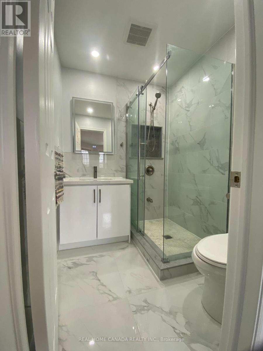 5315 Huntingfield Drive, Mississauga, Ontario  L5R 2G2 - Photo 18 - W12859662