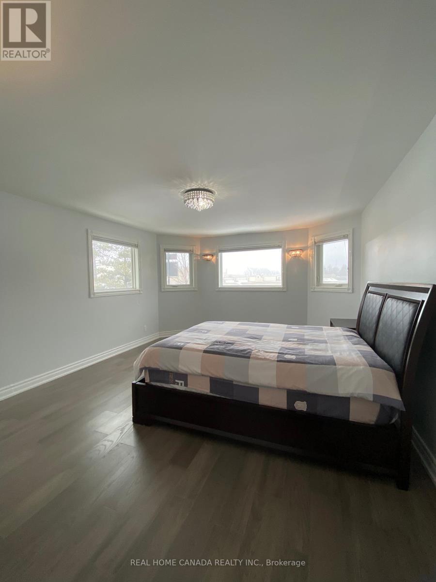 5315 Huntingfield Drive, Mississauga, Ontario  L5R 2G2 - Photo 21 - W12859662