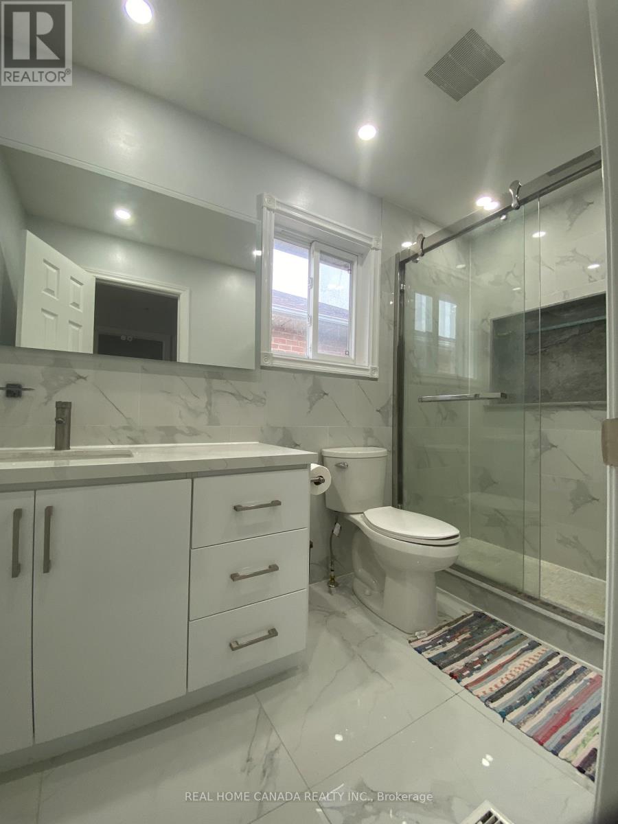 5315 Huntingfield Drive, Mississauga, Ontario  L5R 2G2 - Photo 20 - W12859662