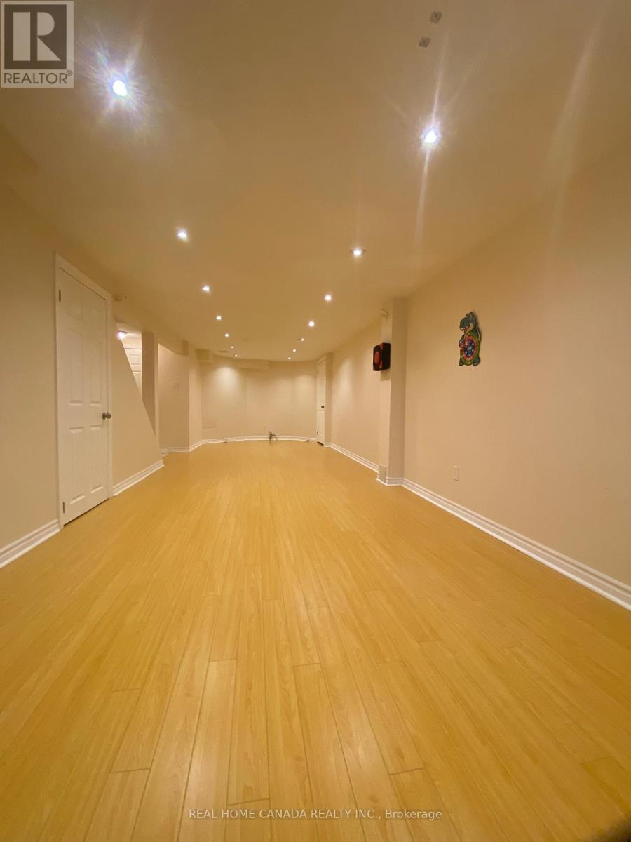 5315 Huntingfield Drive, Mississauga, Ontario  L5R 2G2 - Photo 25 - W12859662