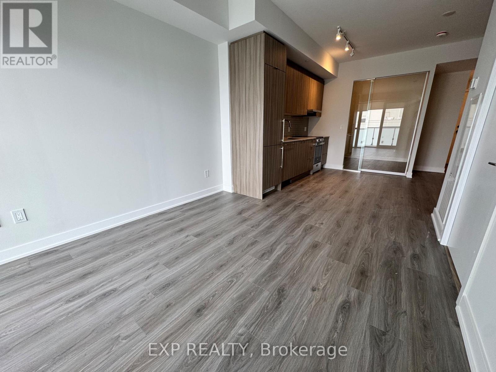 1909 - 430 Square One Drive, Mississauga, Ontario  L5B 0L6 - Photo 4 - W13075302