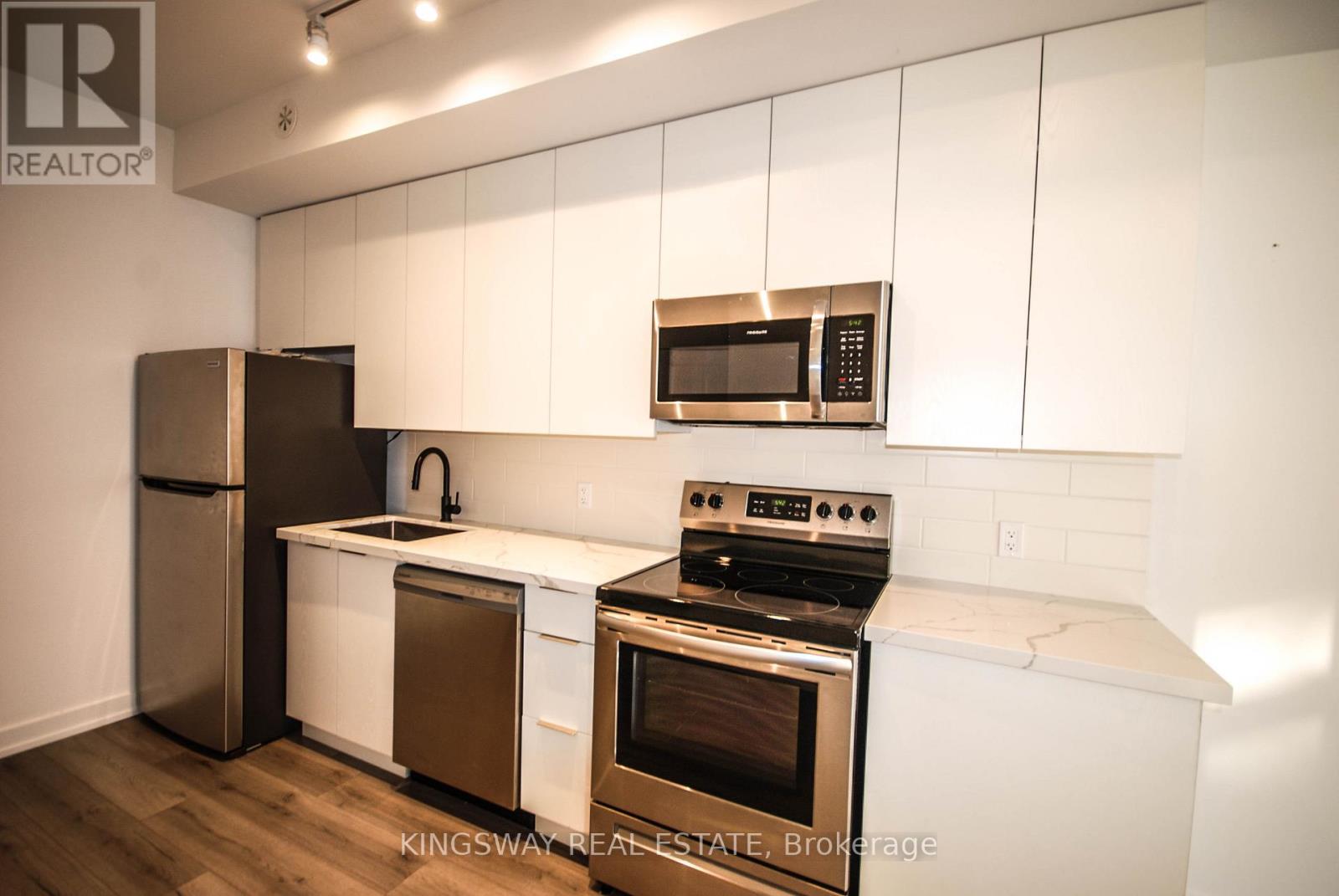 341 - 3062 Sixth Line, Oakville, Ontario  L6M 1P8 - Photo 4 - W13075304