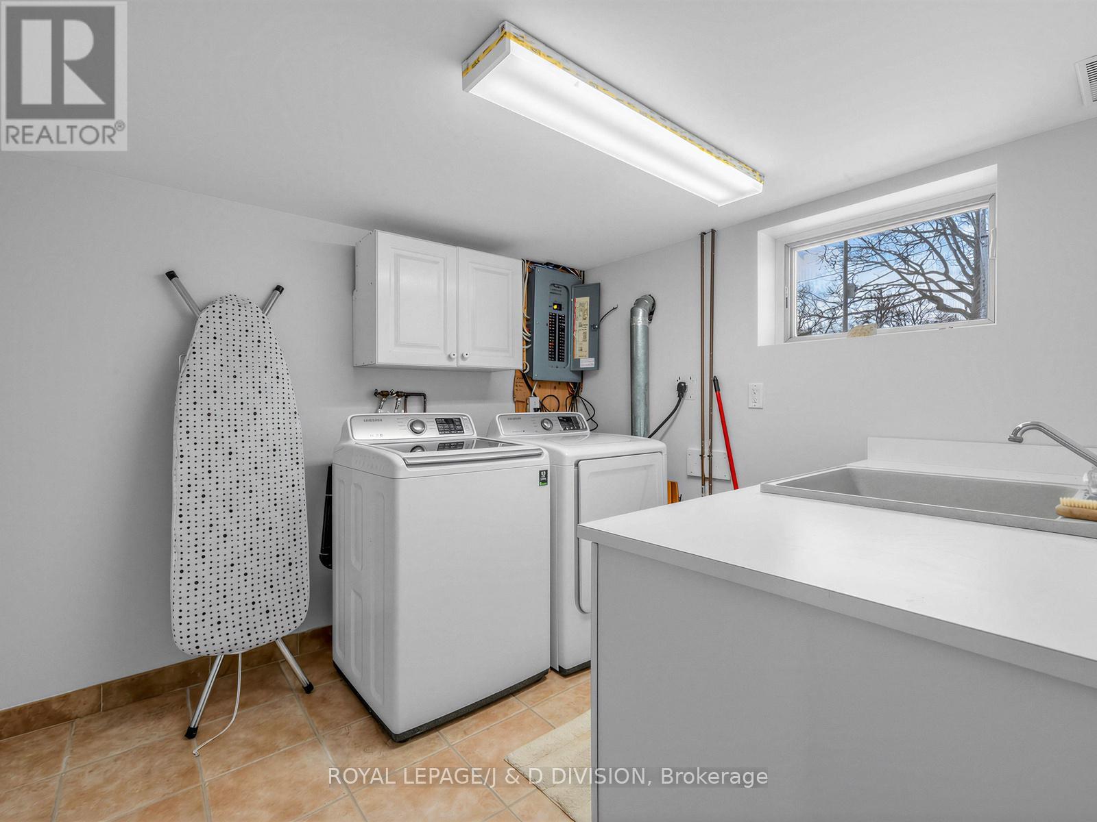 112 Rose Park Drive, Toronto, Ontario  M4T 1R5 - Photo 27 - C12910586