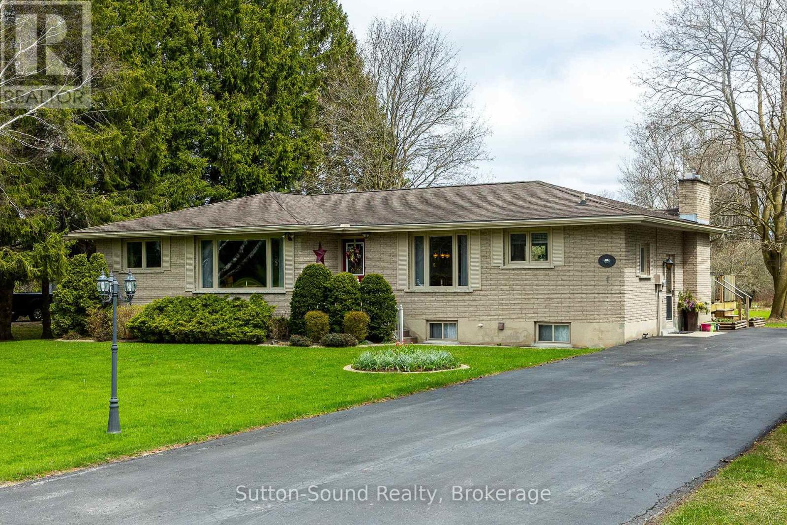 335 PARK STREET, Georgian Bluffs, Ontario