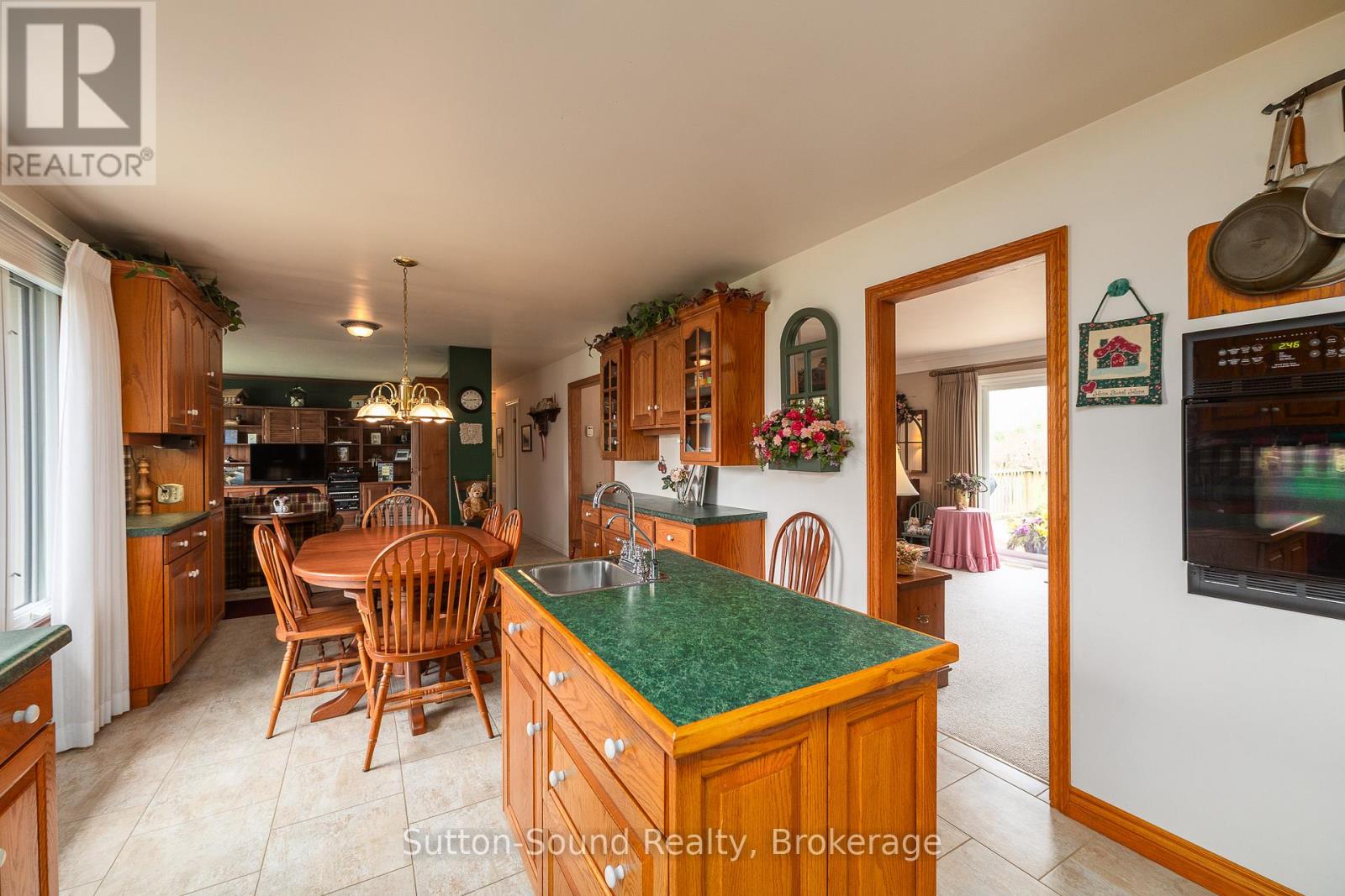 335 Park Street, Georgian Bluffs, Ontario  N4K 6V5 - Photo 19 - X13075316