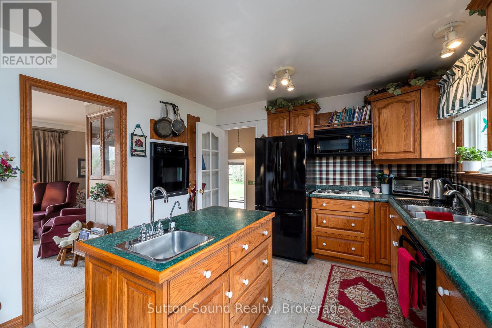 335 Park Street, Georgian Bluffs, Ontario  N4K 6V5 - Photo 20 - X13075316