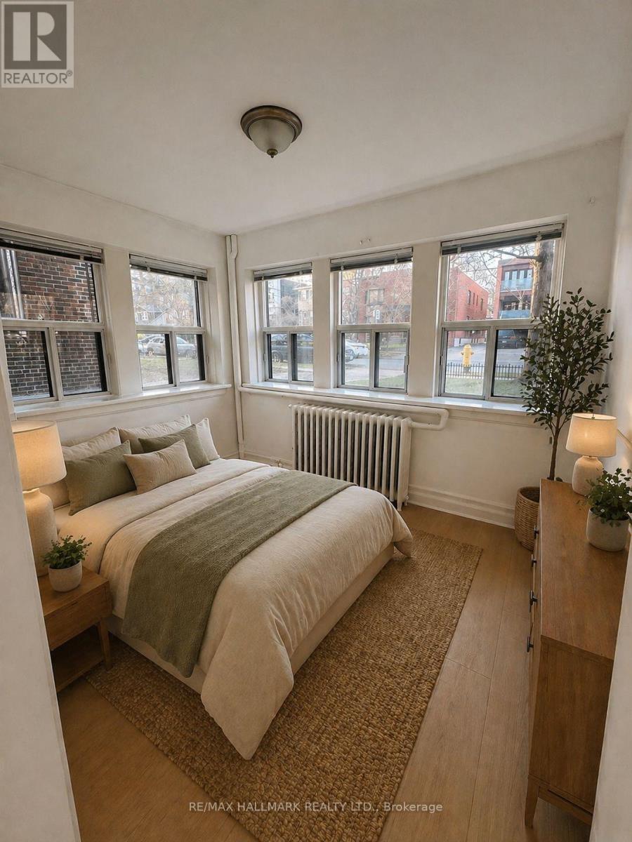 1 - 27 Sherwood Avenue, Toronto, Ontario  M4P 2A6 - Photo 5 - C12959516